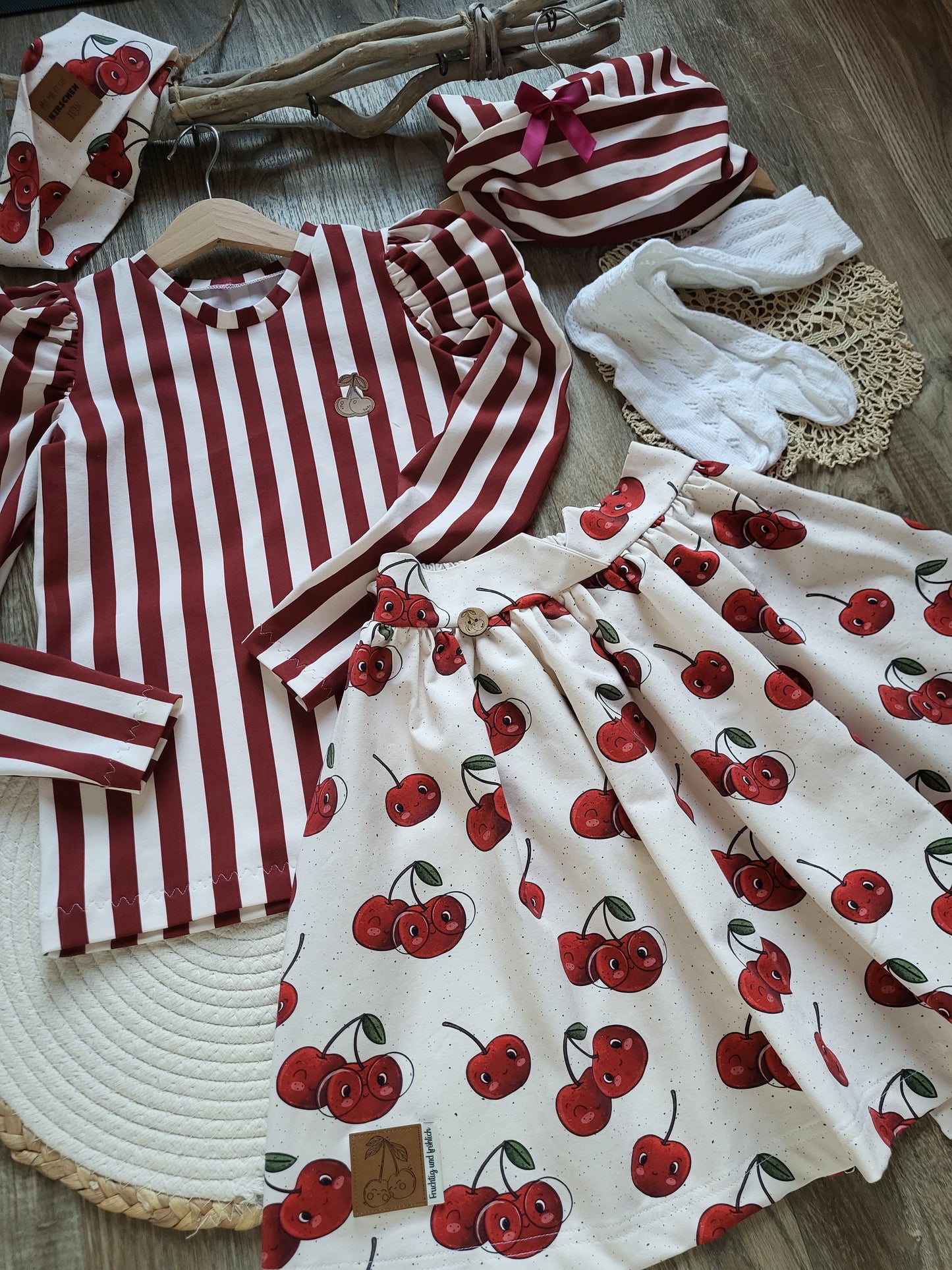 Smiling Cherries - Jersey