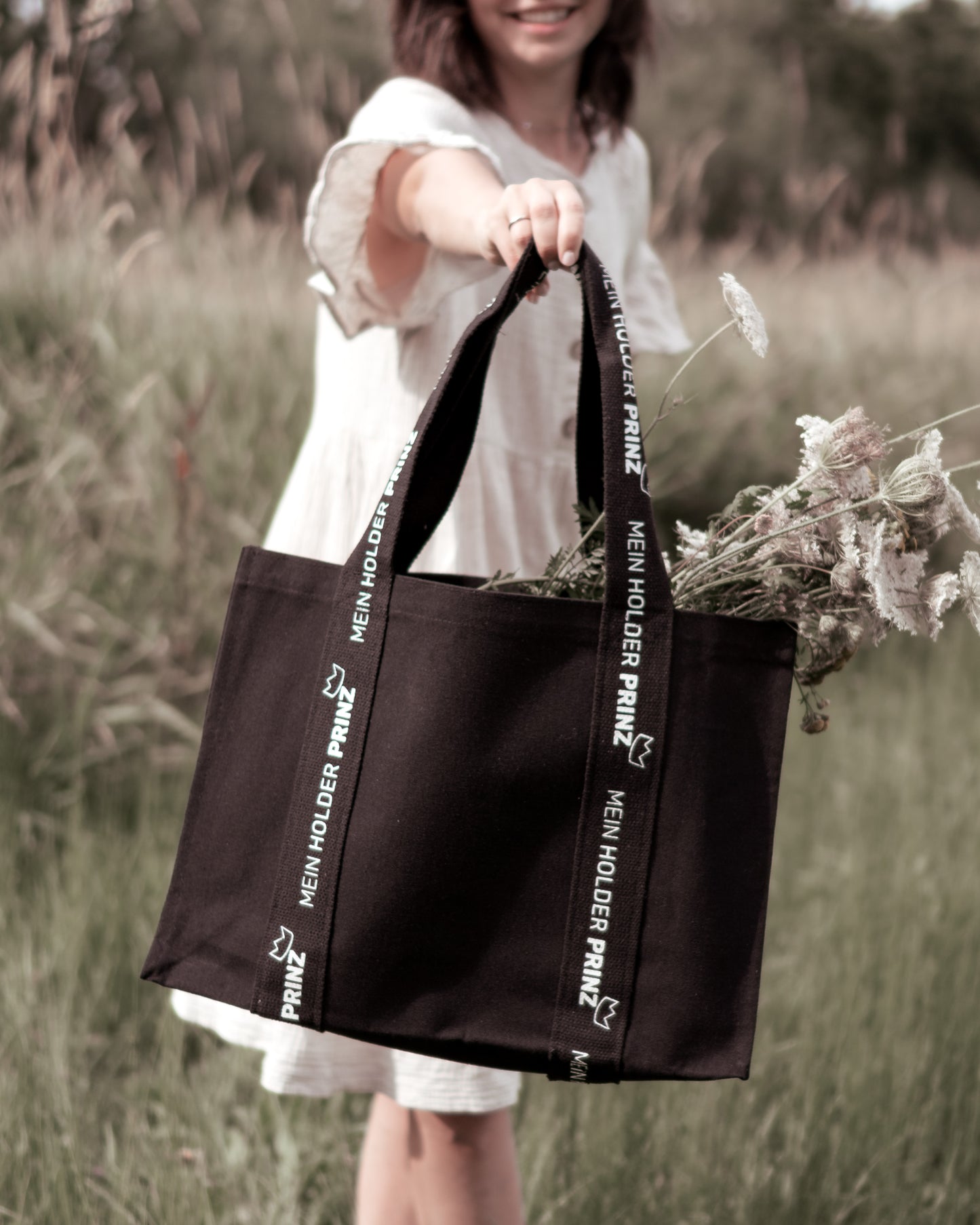 Shopper mit MHP Logo - schwarz