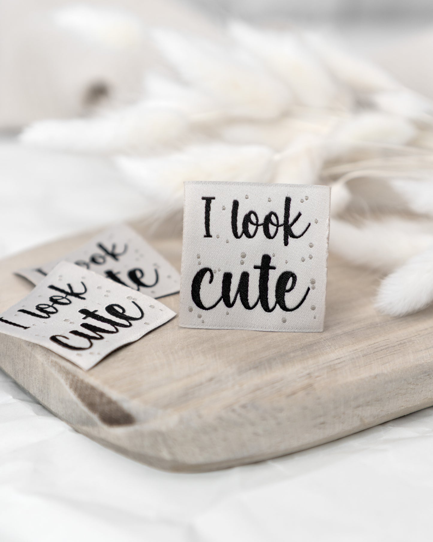 I look cute - Web Label - 4x4cm