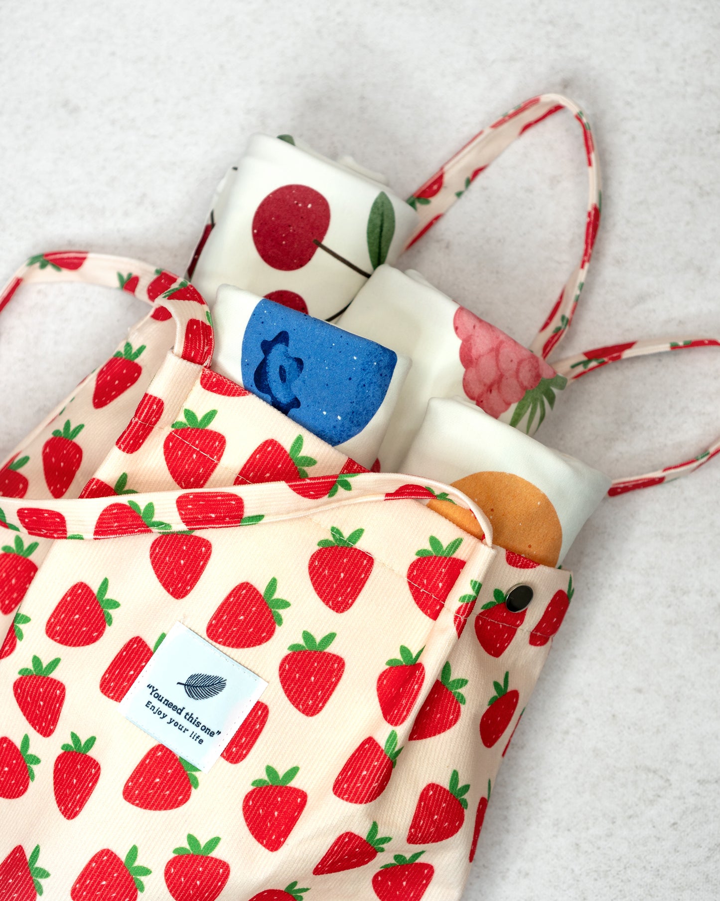 Stoffbeutel mit Erdbeeren