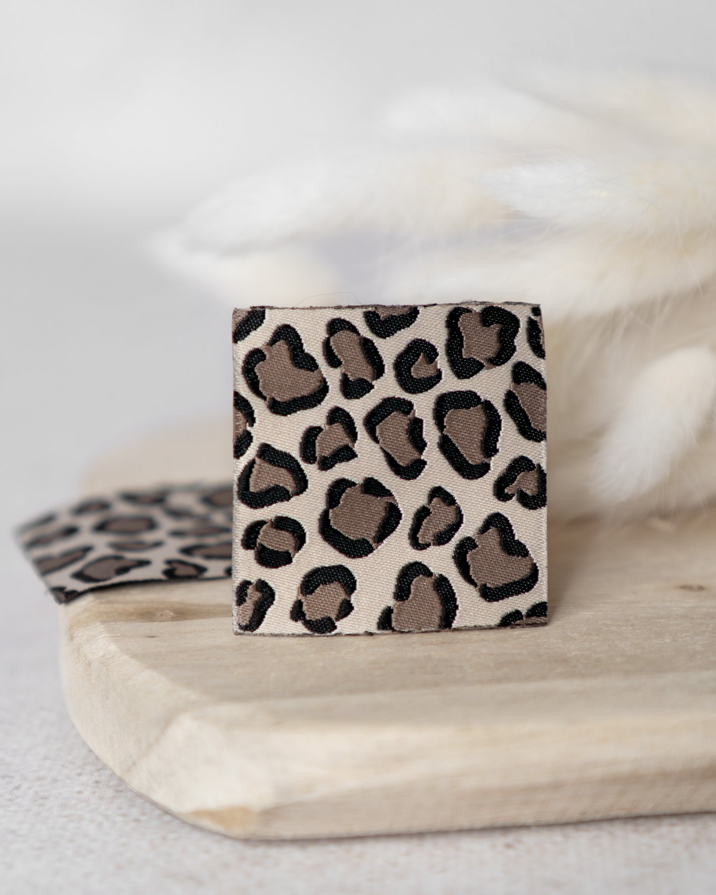 Leo Design natur - Web Label - 4x4cm
