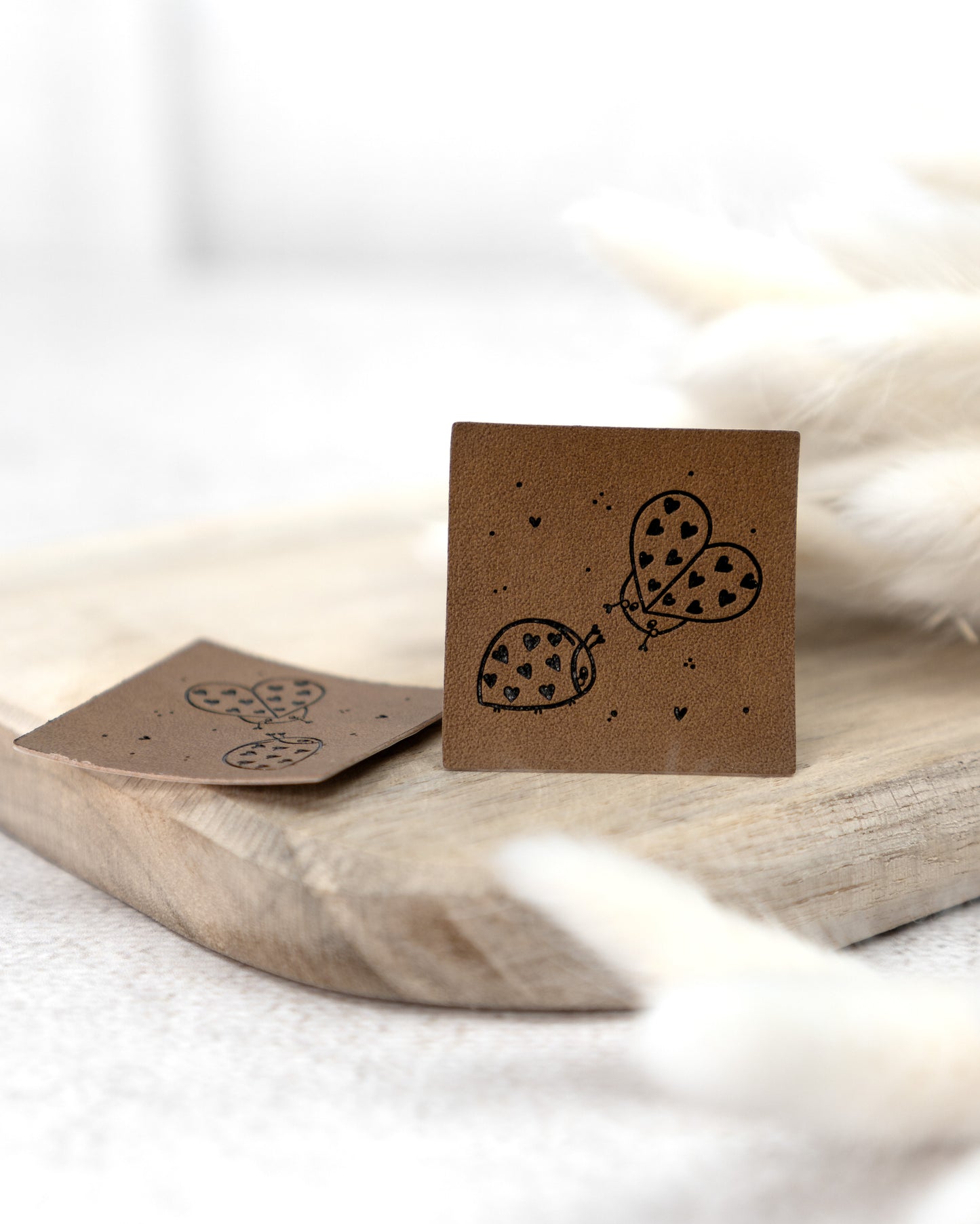 Love Ladybug - Kunstleder Label