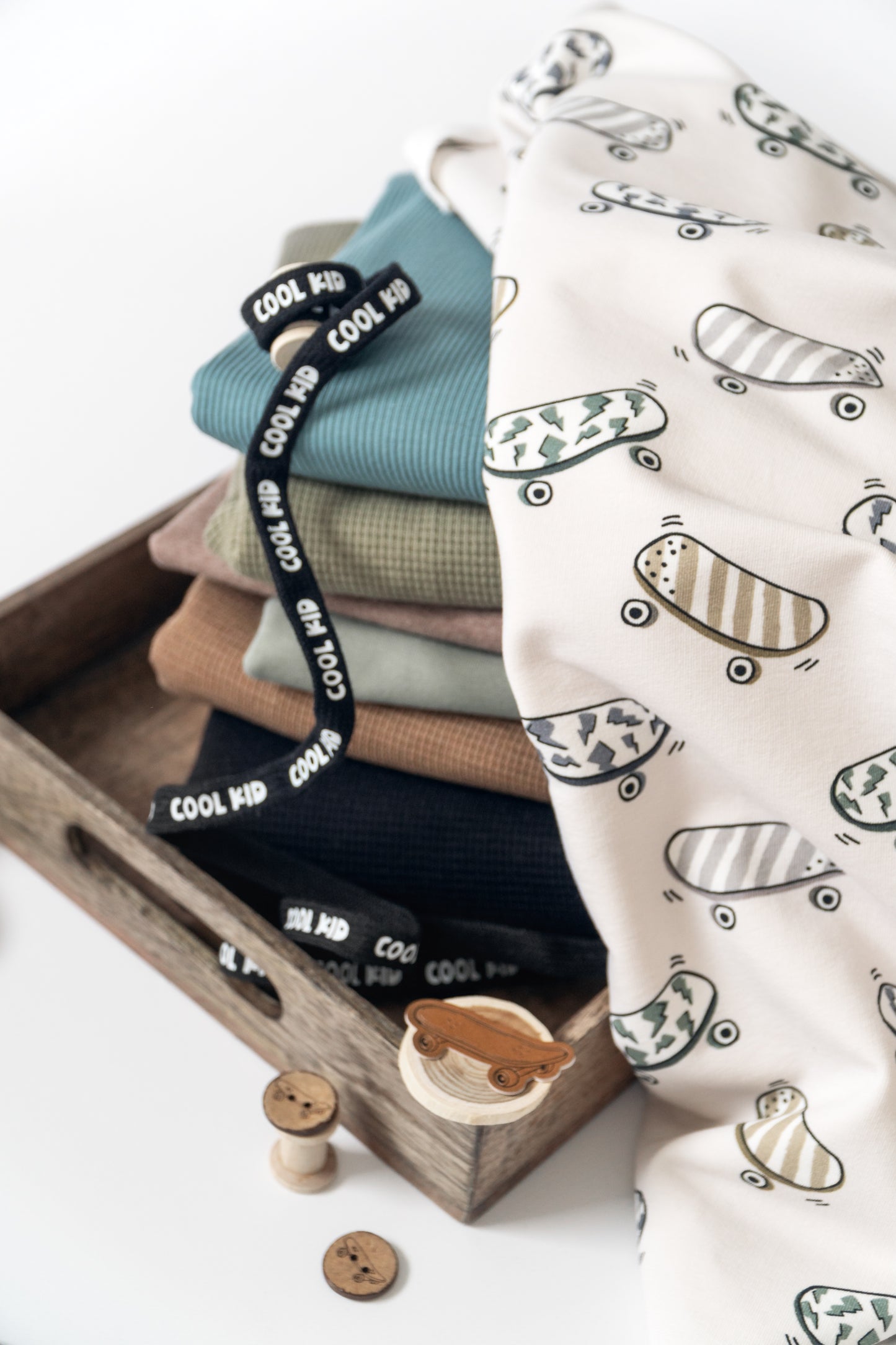 REST 1,8m Skateboards bunt / cream - French Terry