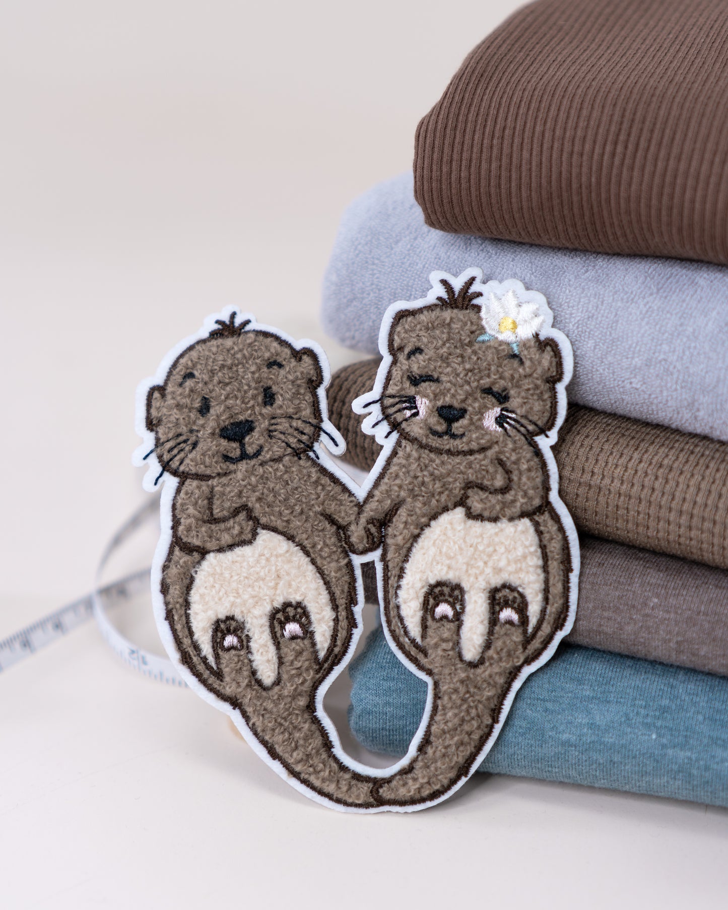 Otter Paar - Chenille Patch