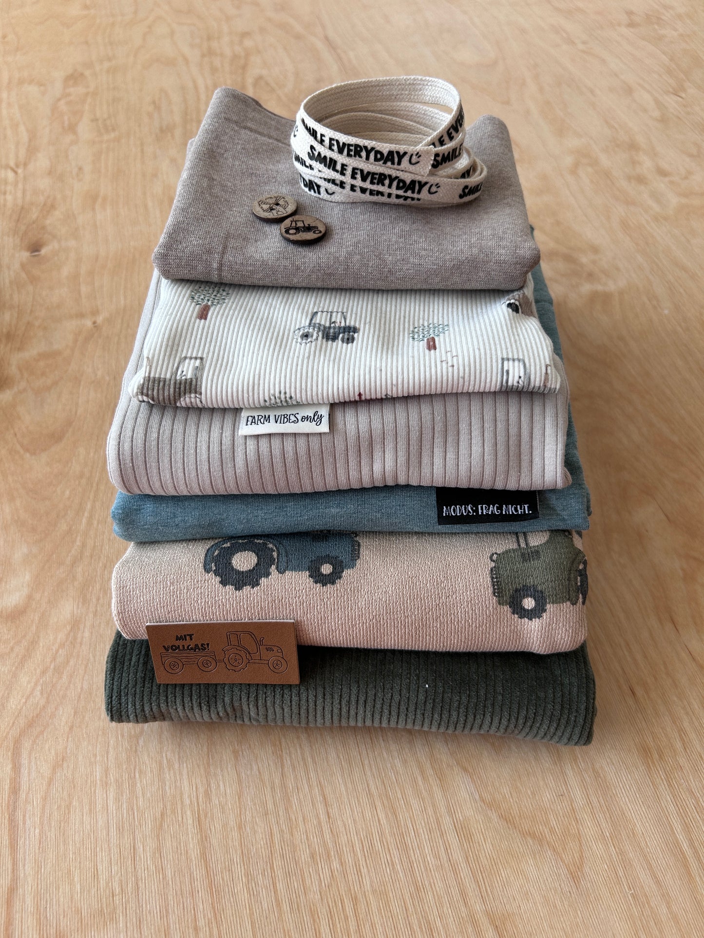 Happy StoffPaket - Traktor bunt