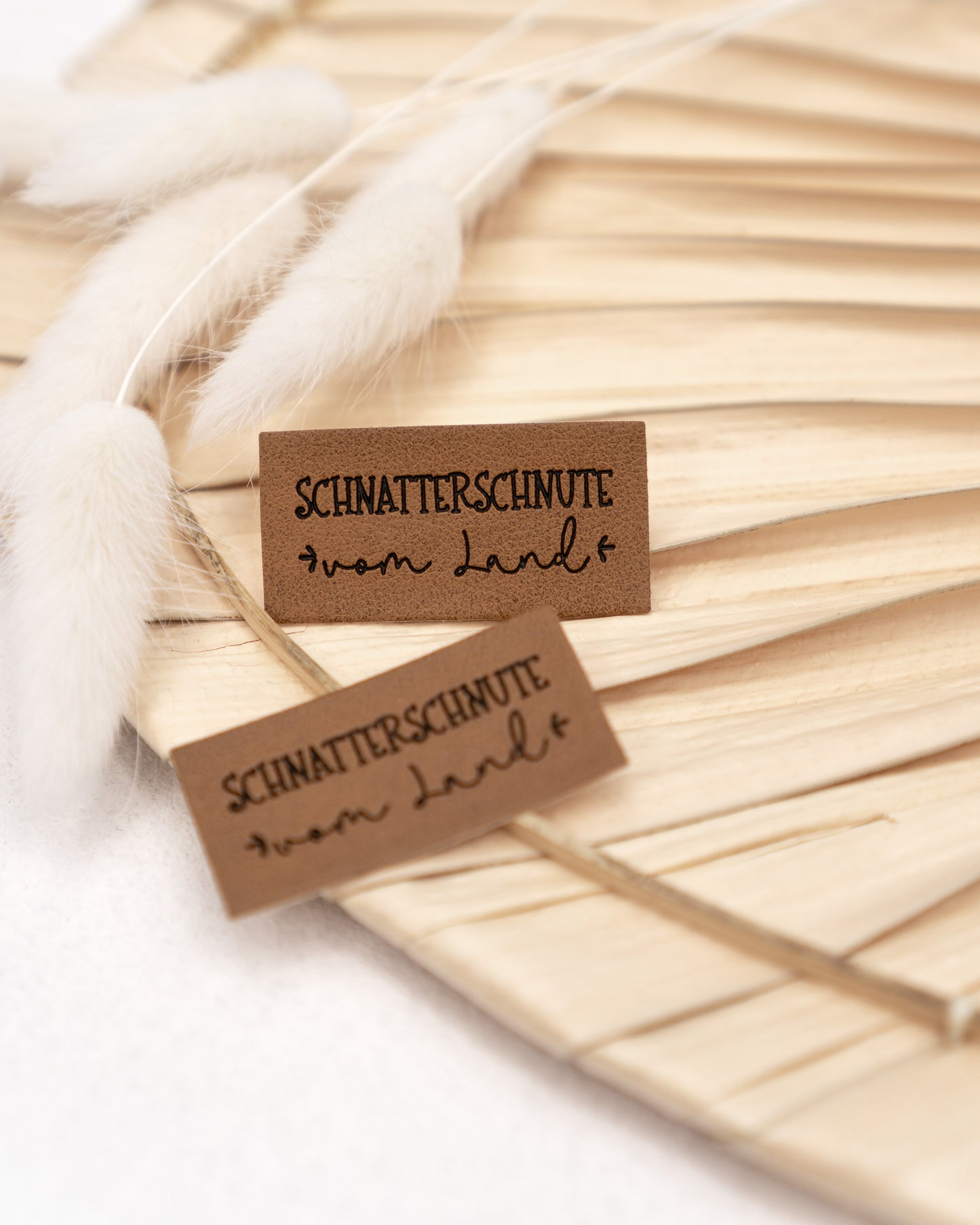 Schnatterschnute vom Land - Kunstleder Label