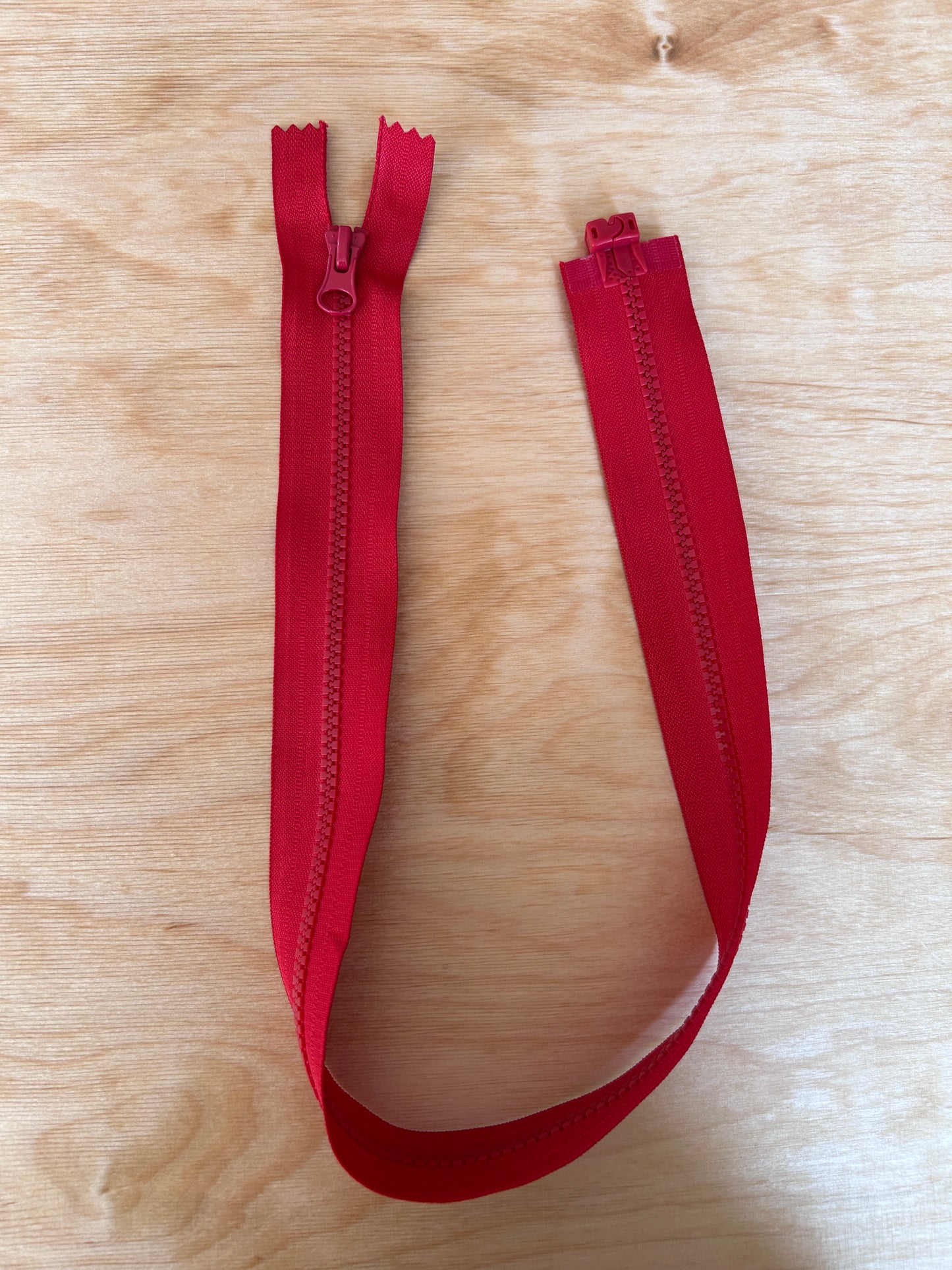 Reißverschluss rot - magnetisch