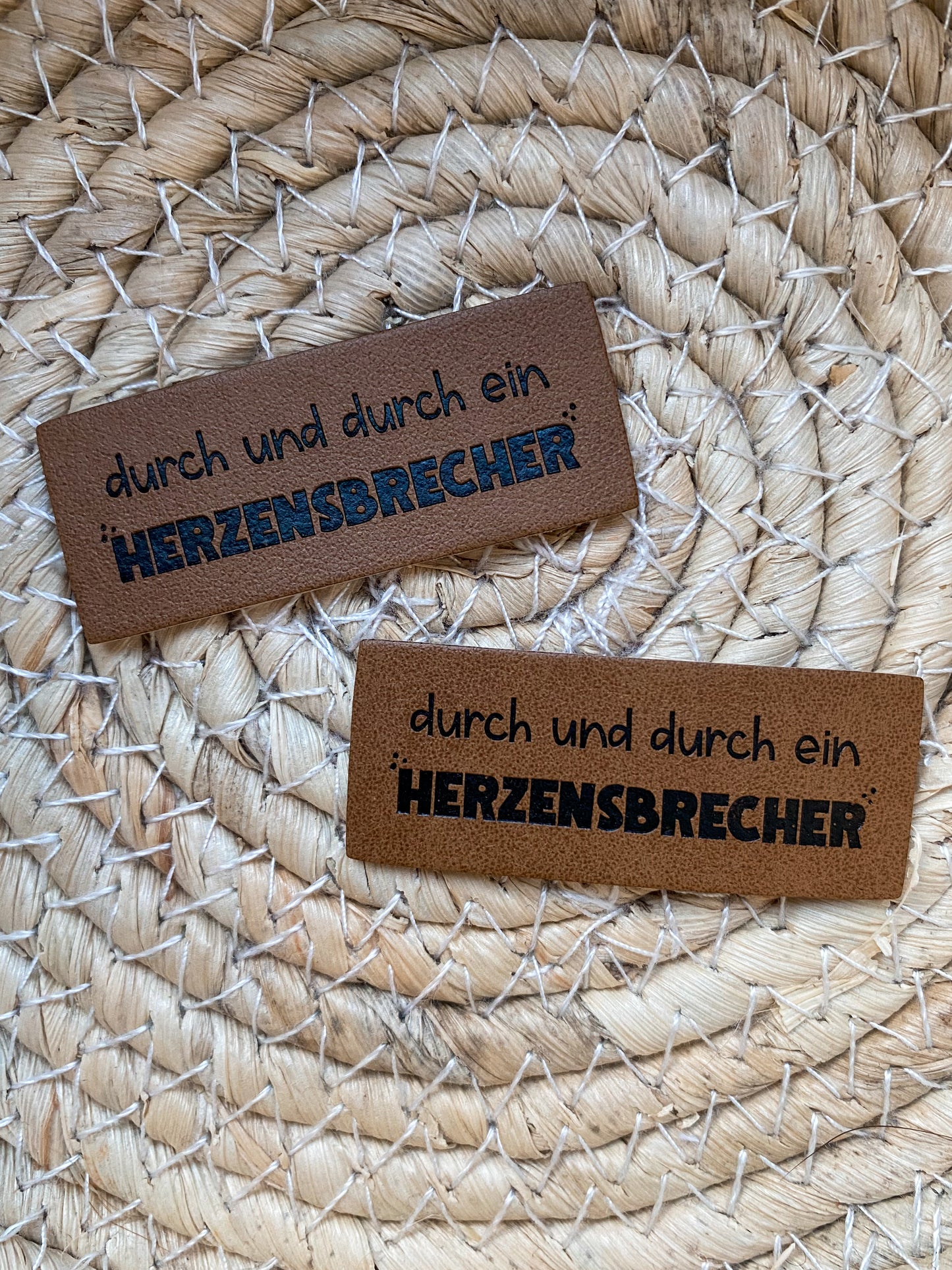 Durch und durch ein Herzensbrecher - Kunstleder Label