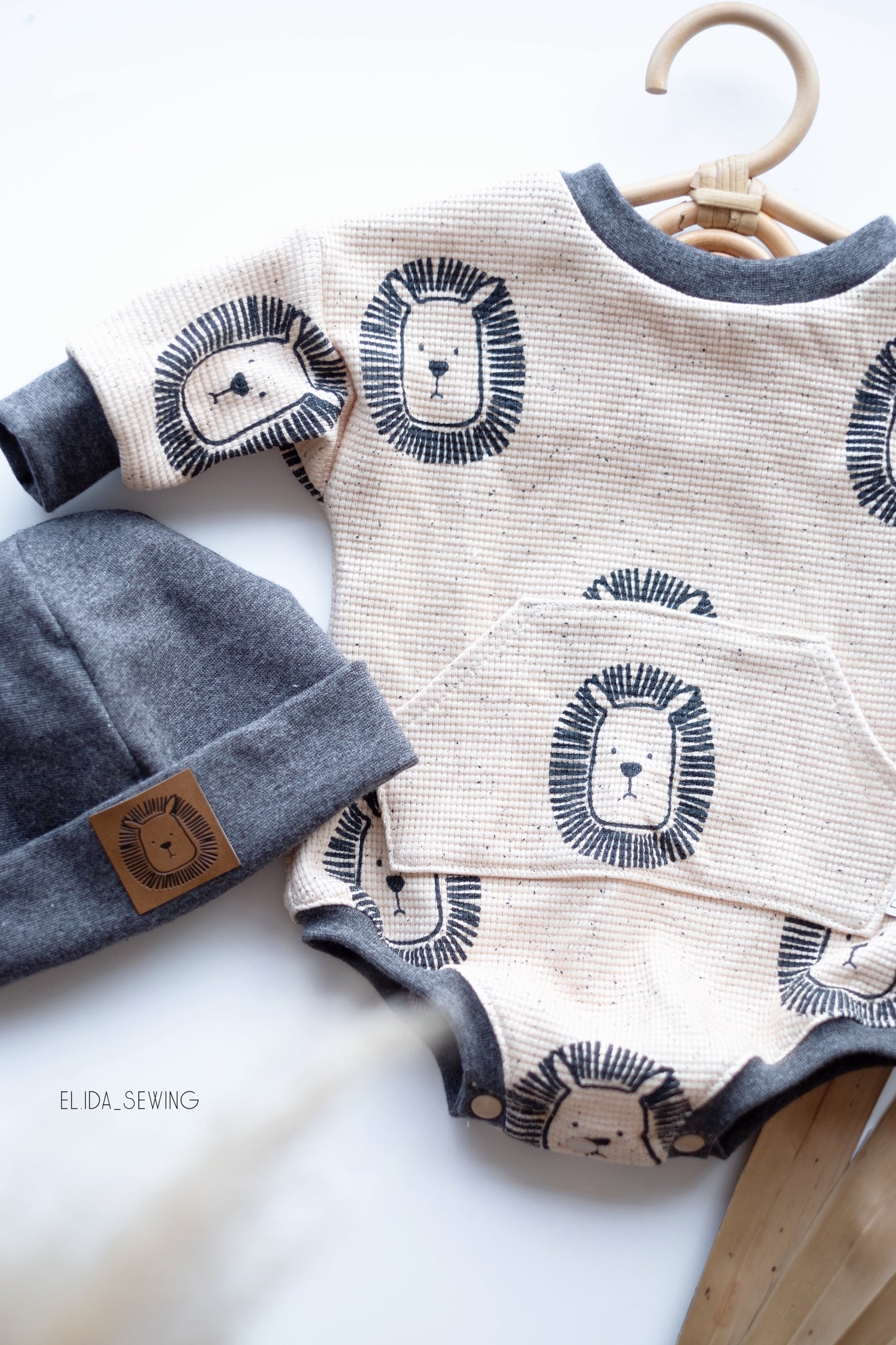 Löwe Lenny (Löwen Kopf) - Kunstleder Label