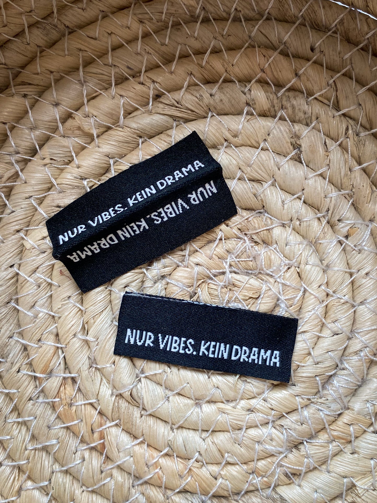 Nur Vibes. Kein Drama - Web Label schwarz