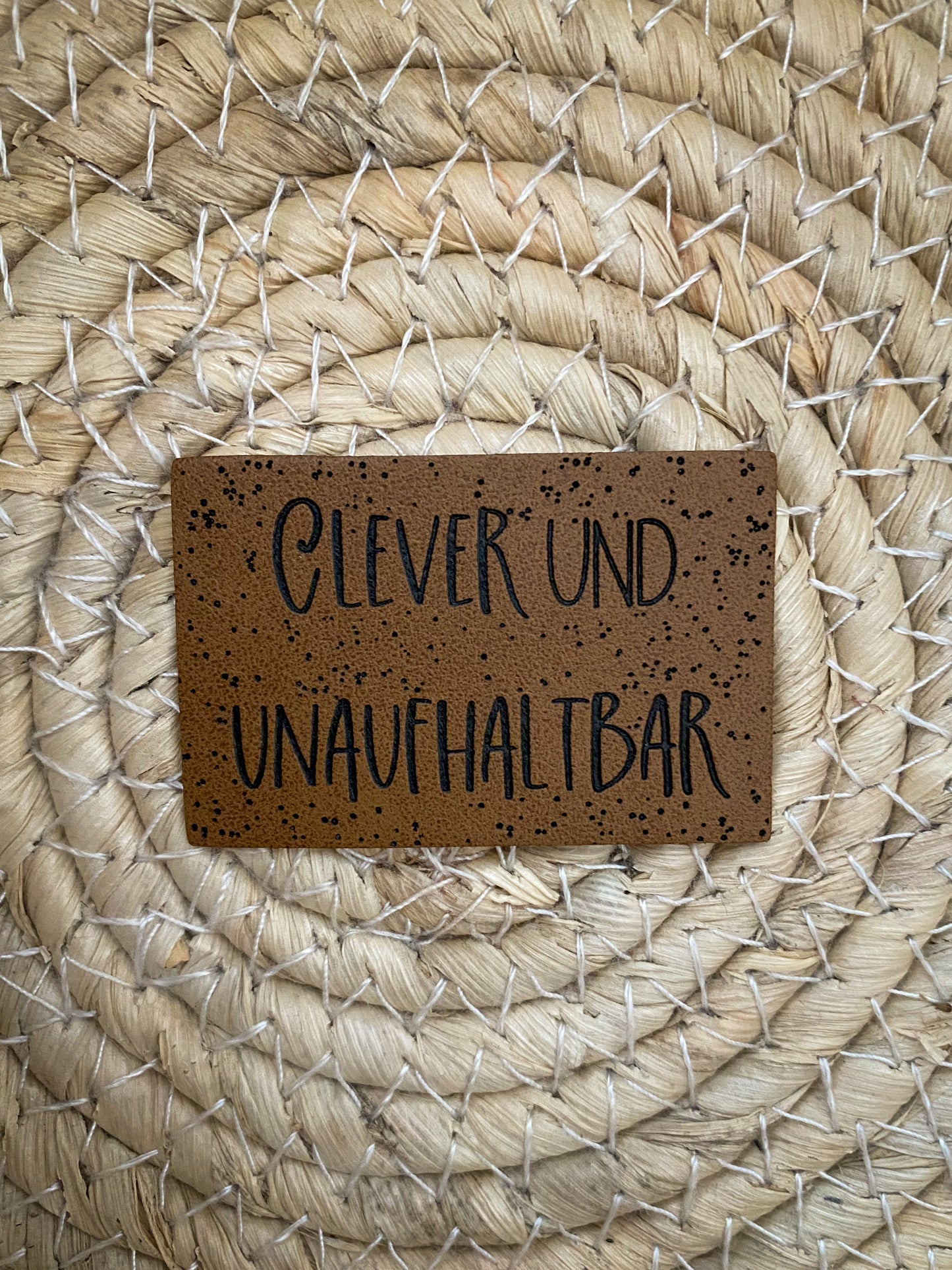 Clever und unaufhaltbar - Kunstleder Label