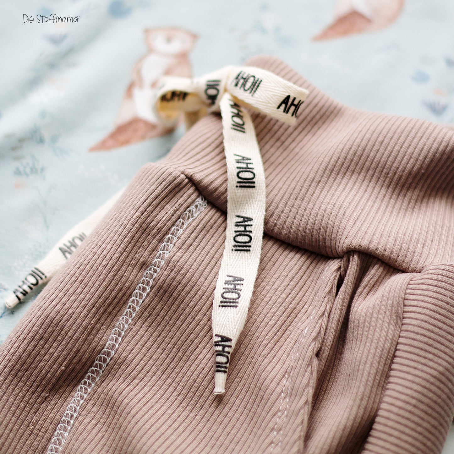 Otter Friend - Jersey