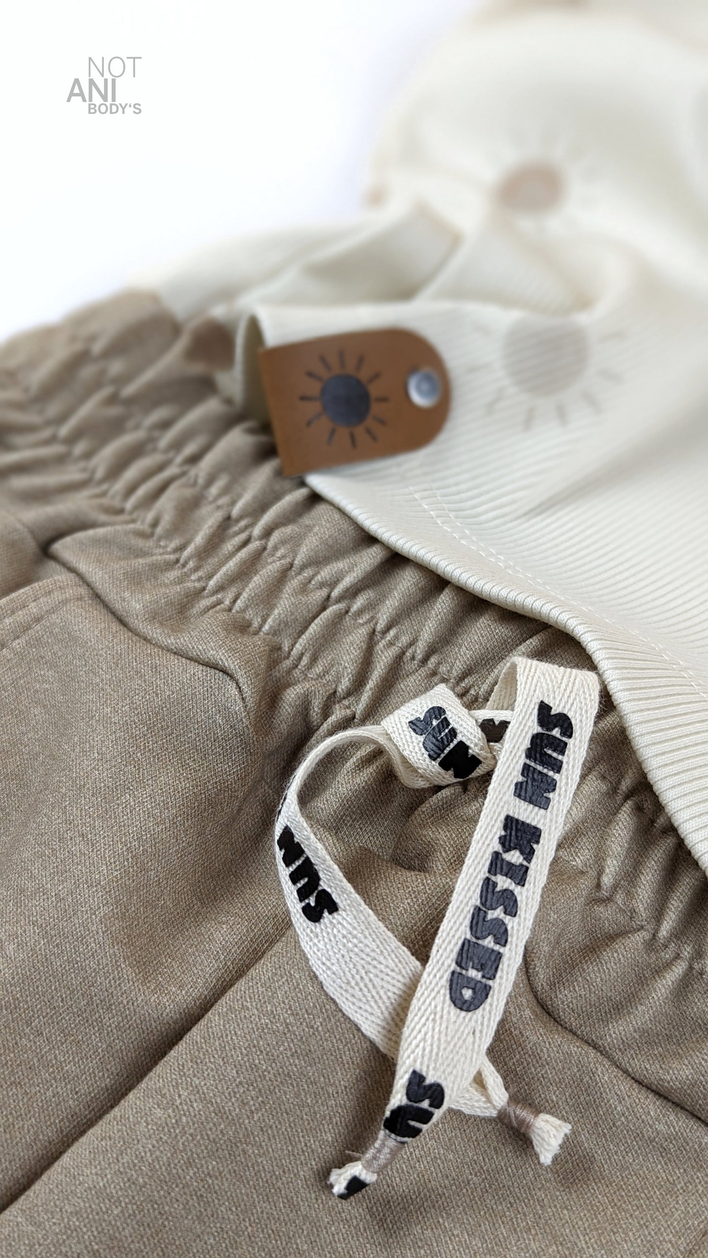 Sonne - Knick Label