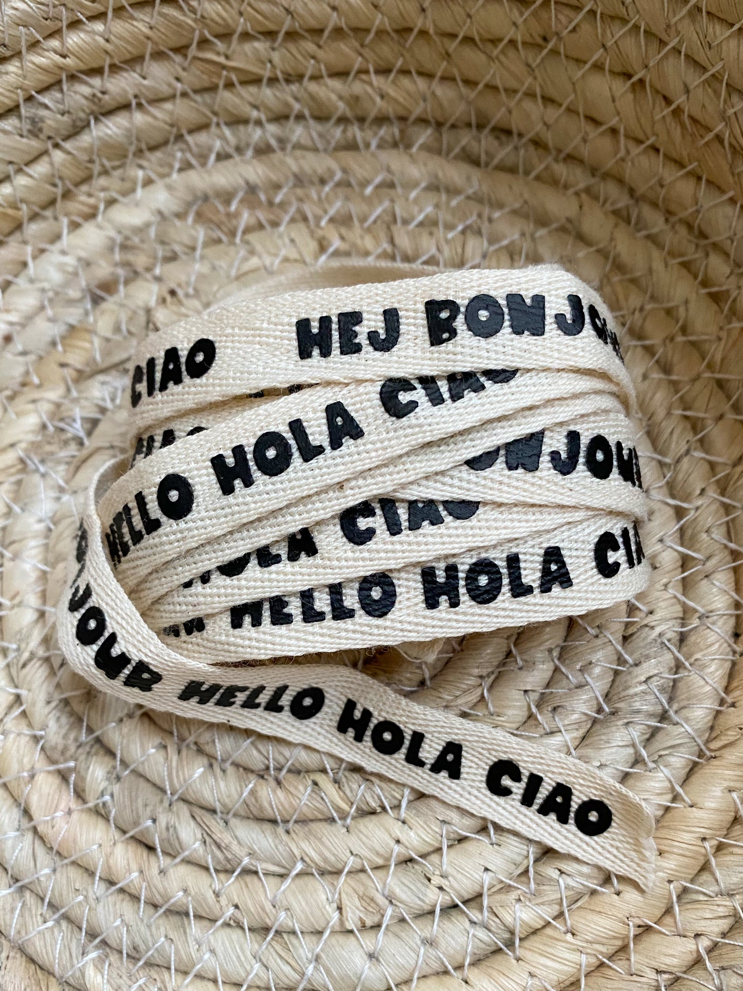 Kordel - Hej Bonjour Hello Hola Ciao - Natur