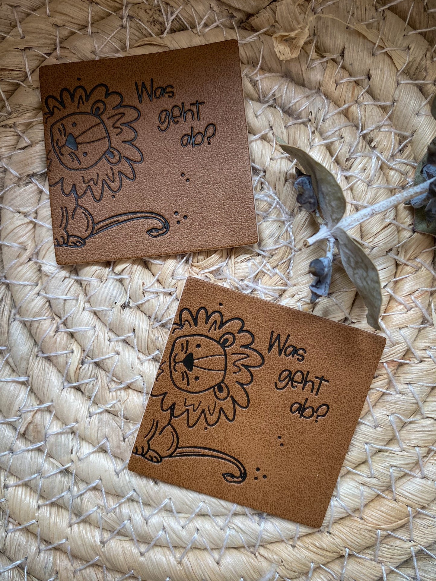 Löwe - Was geht ab? - Kunstleder Label