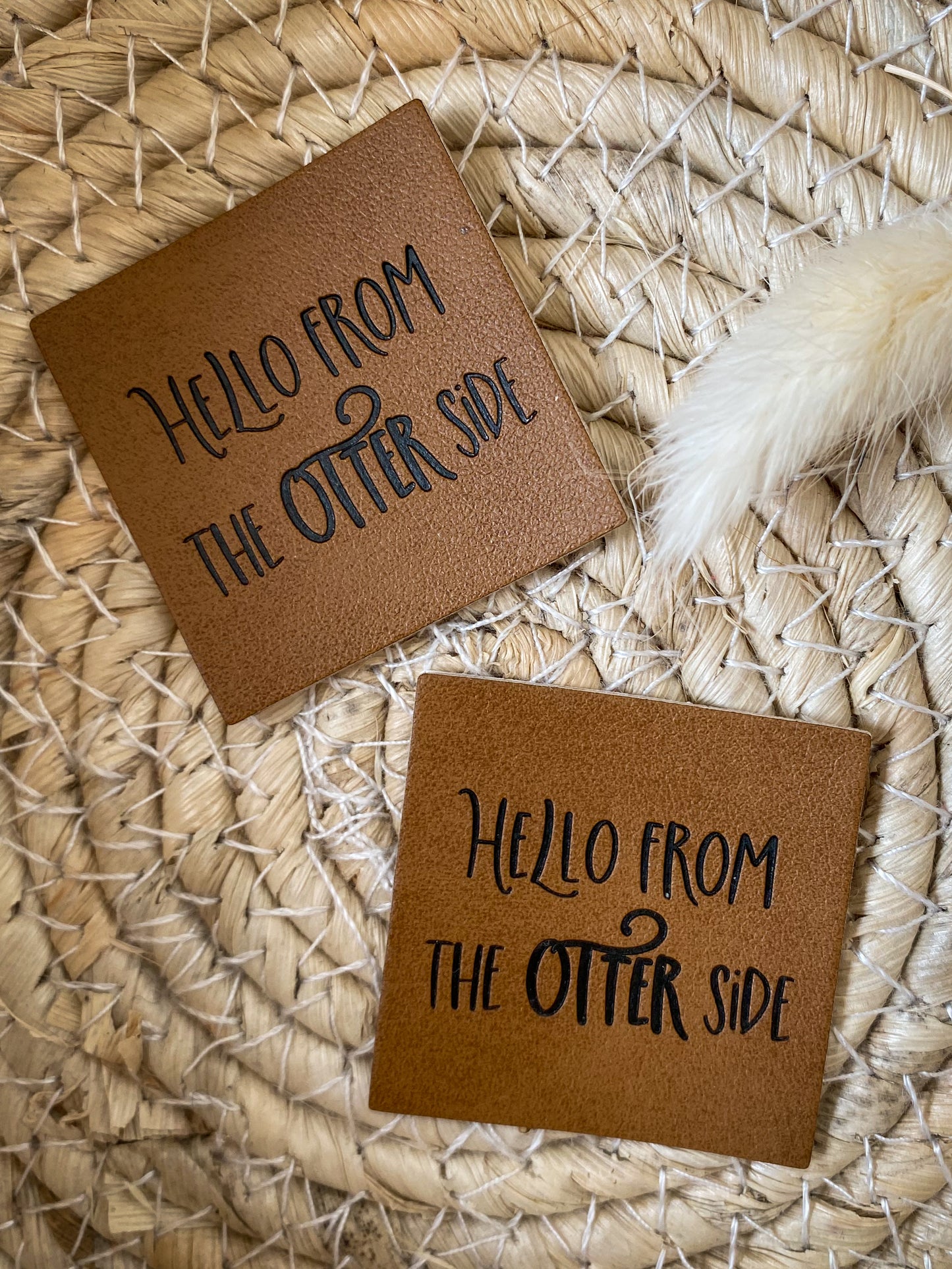 Hello from the Otter Side - Kunstleder Label