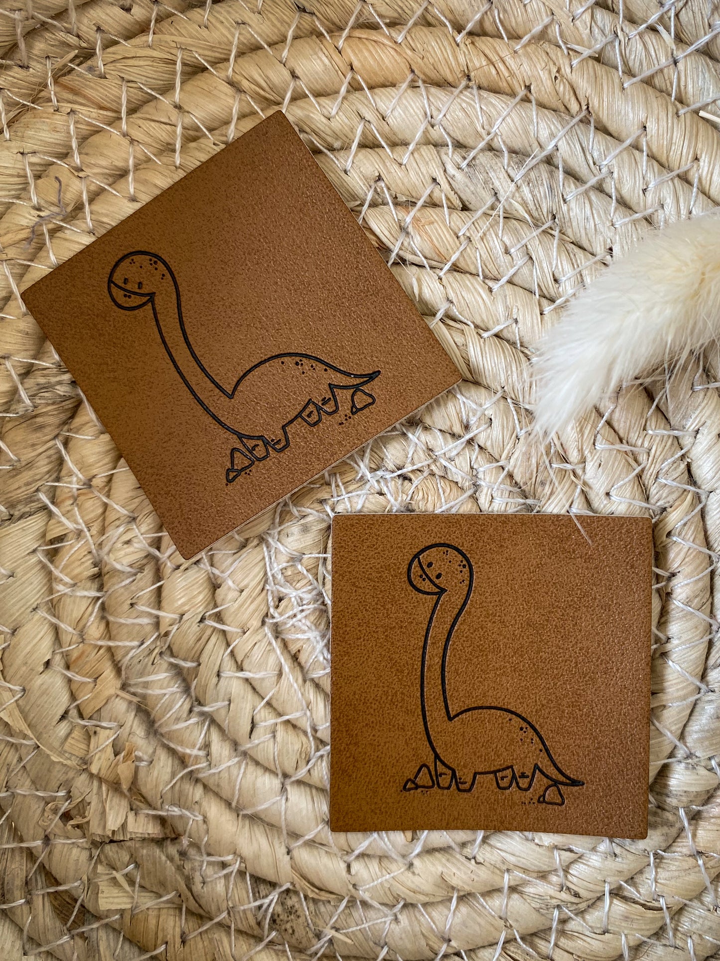 Langhals Ben - Kunstleder Label