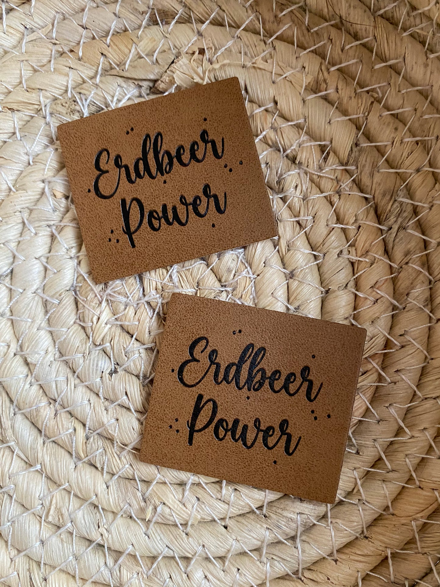 Erdbeer Power - Kunstleder Label