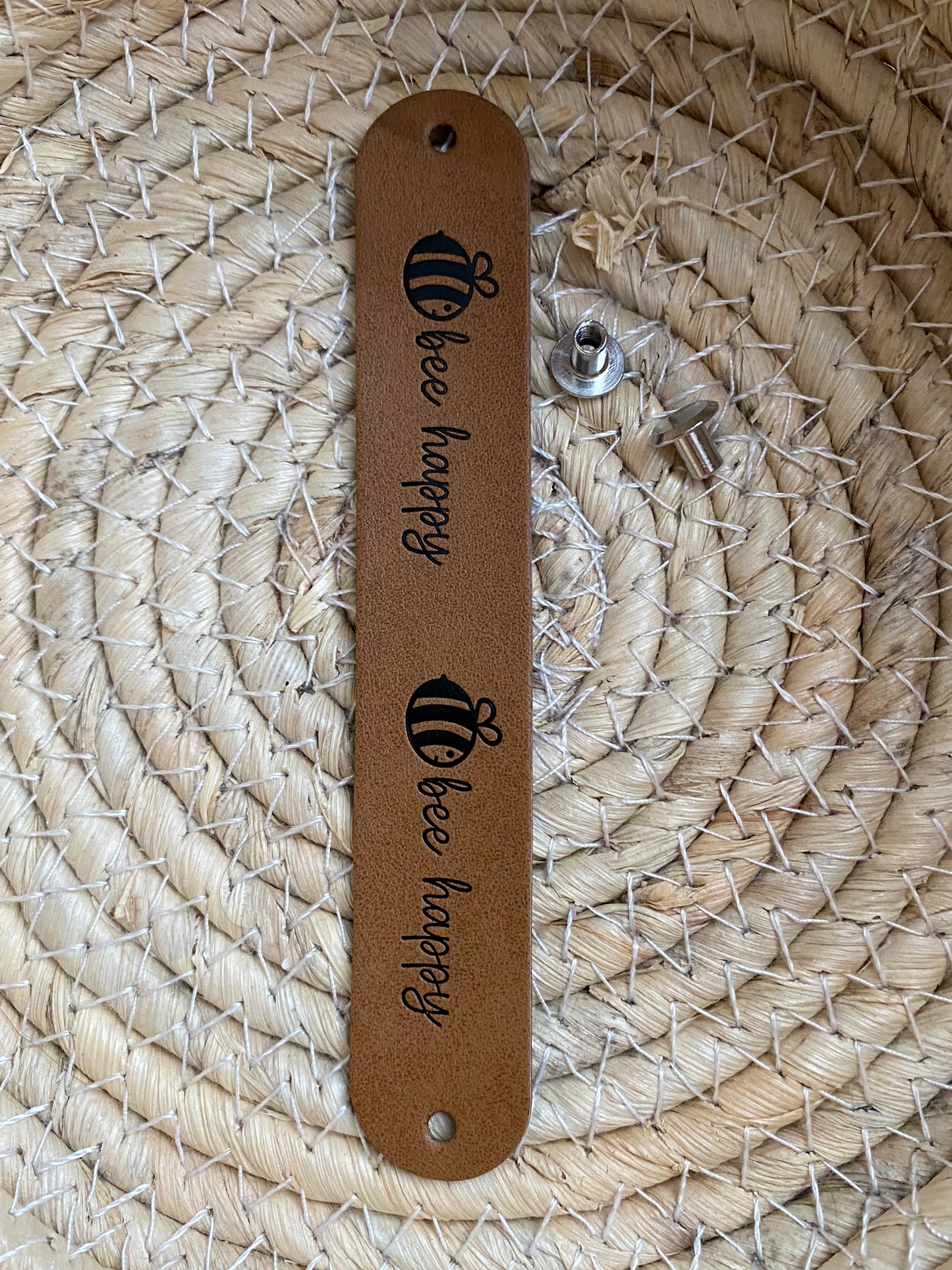 Bee Happy - Knick Kunstleder Label