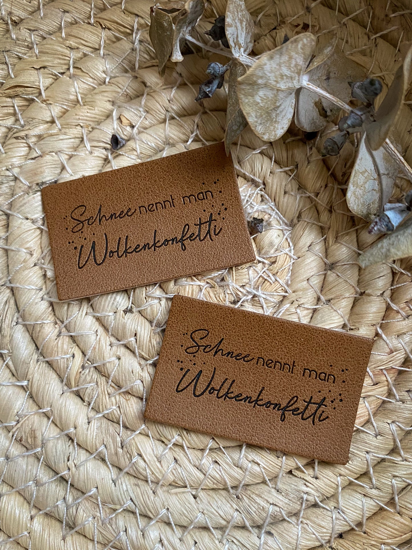 Schnee nennt man Wolkenkonfetti - Kunstleder Label