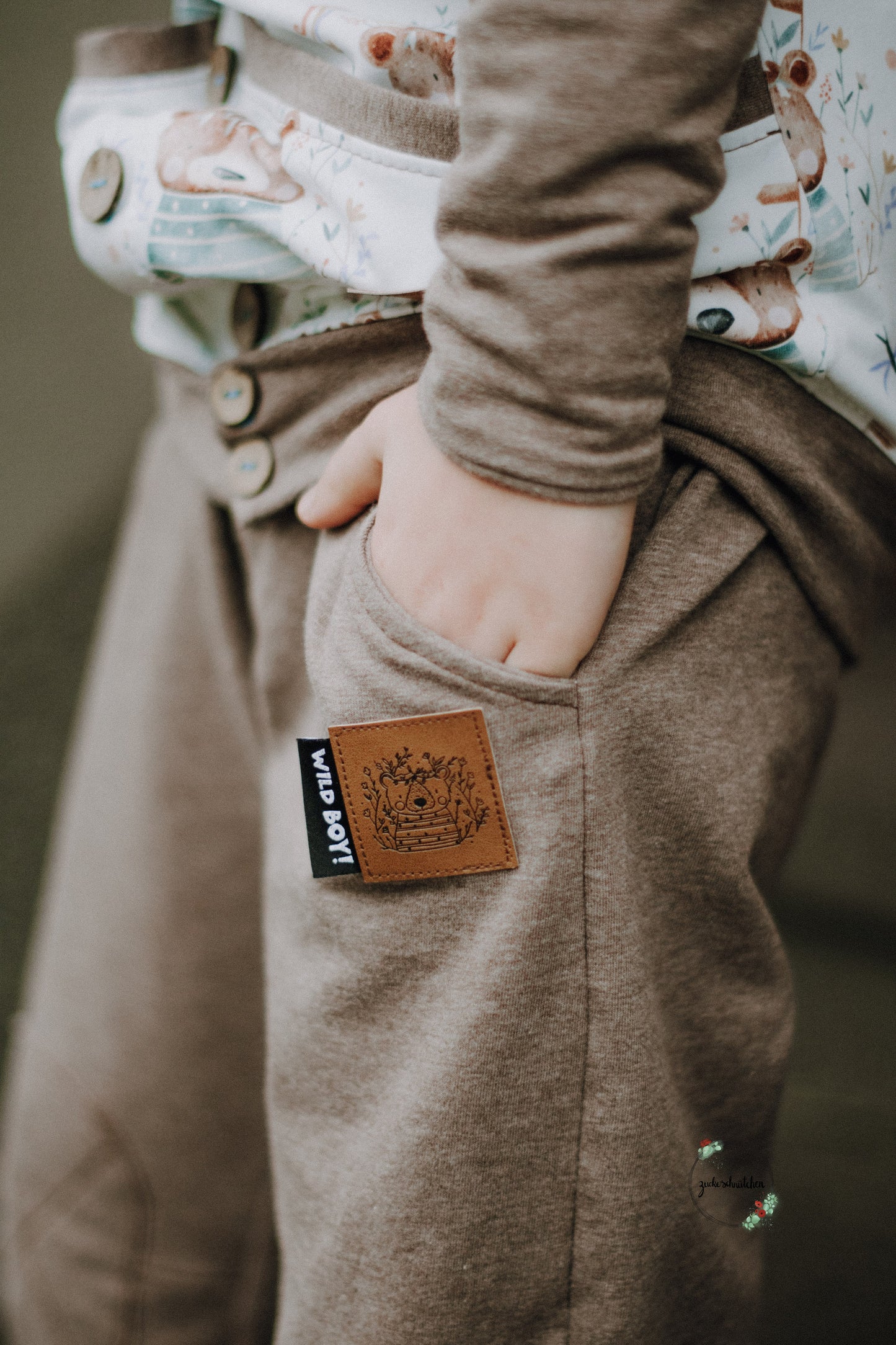 Blooming Bear Label
