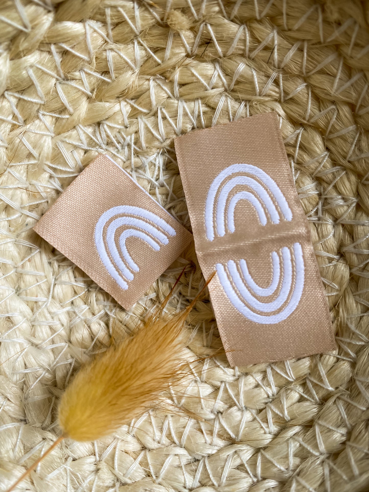 Regenbogen weiß/beige Label