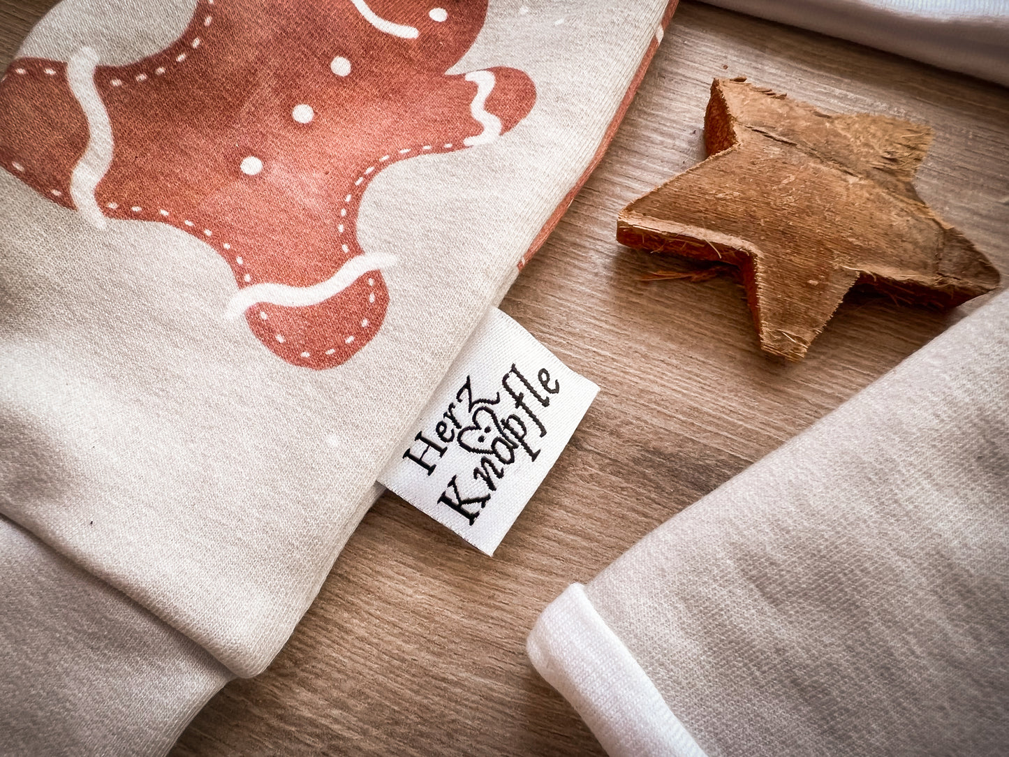 Gewebte Label personalisiert mit Mittelfalz
