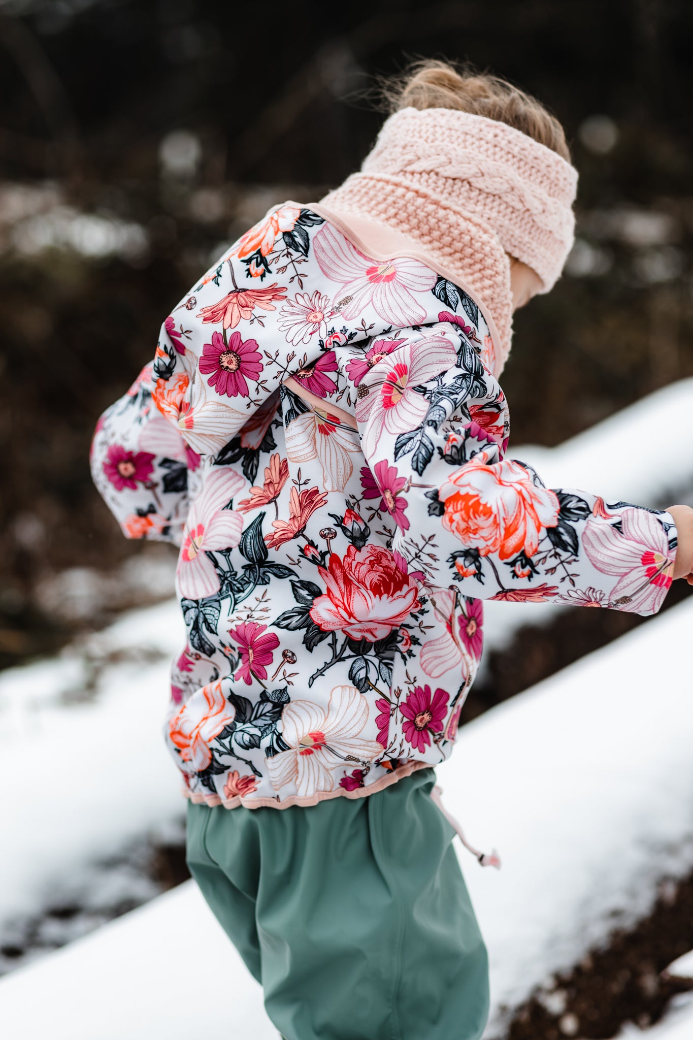 Flowers Garden Softshell