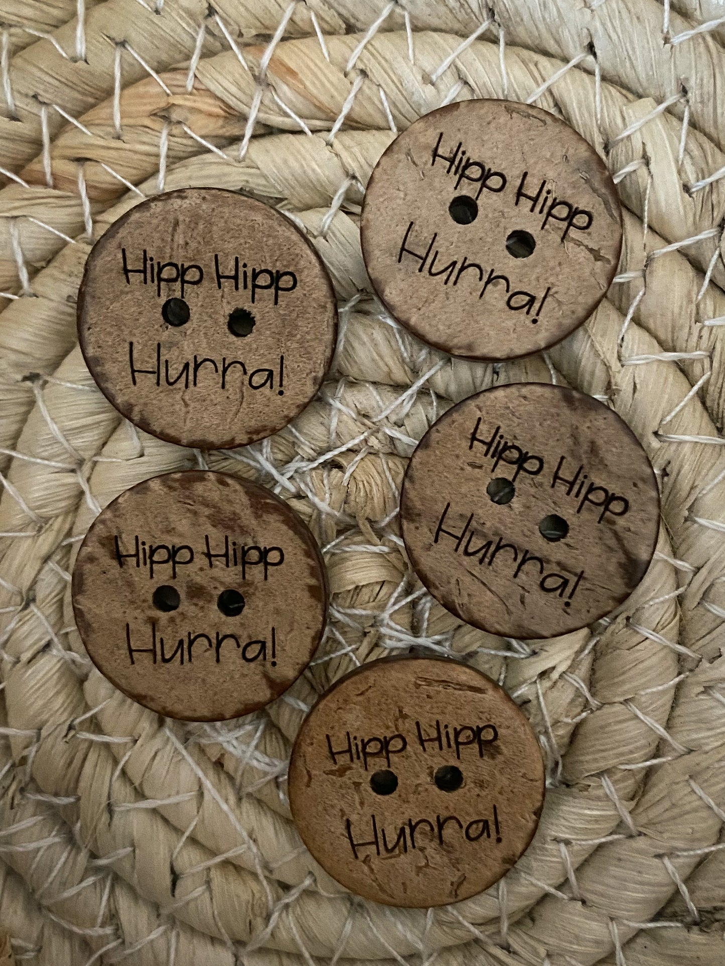 Knopf Hipp Hipp Hurra