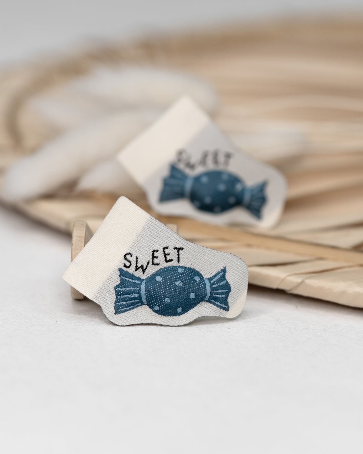 Bonbon - Puff Web Label