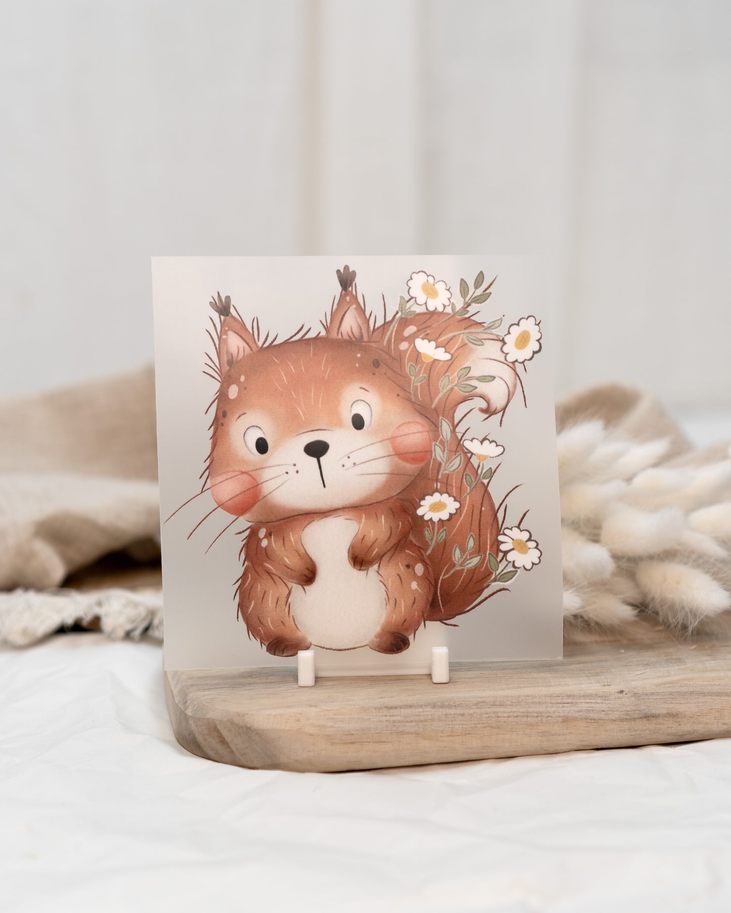 Eichhörnchen mit Blümchen - Bügelbild