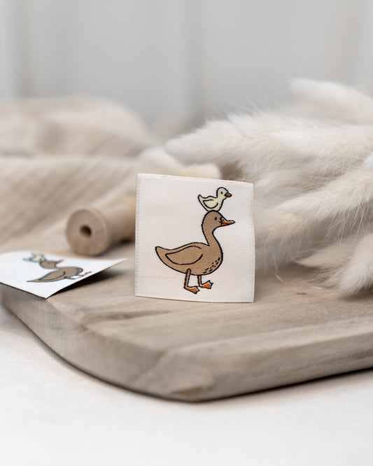 Enten auf der Wiese - Web Label - 4x4cm