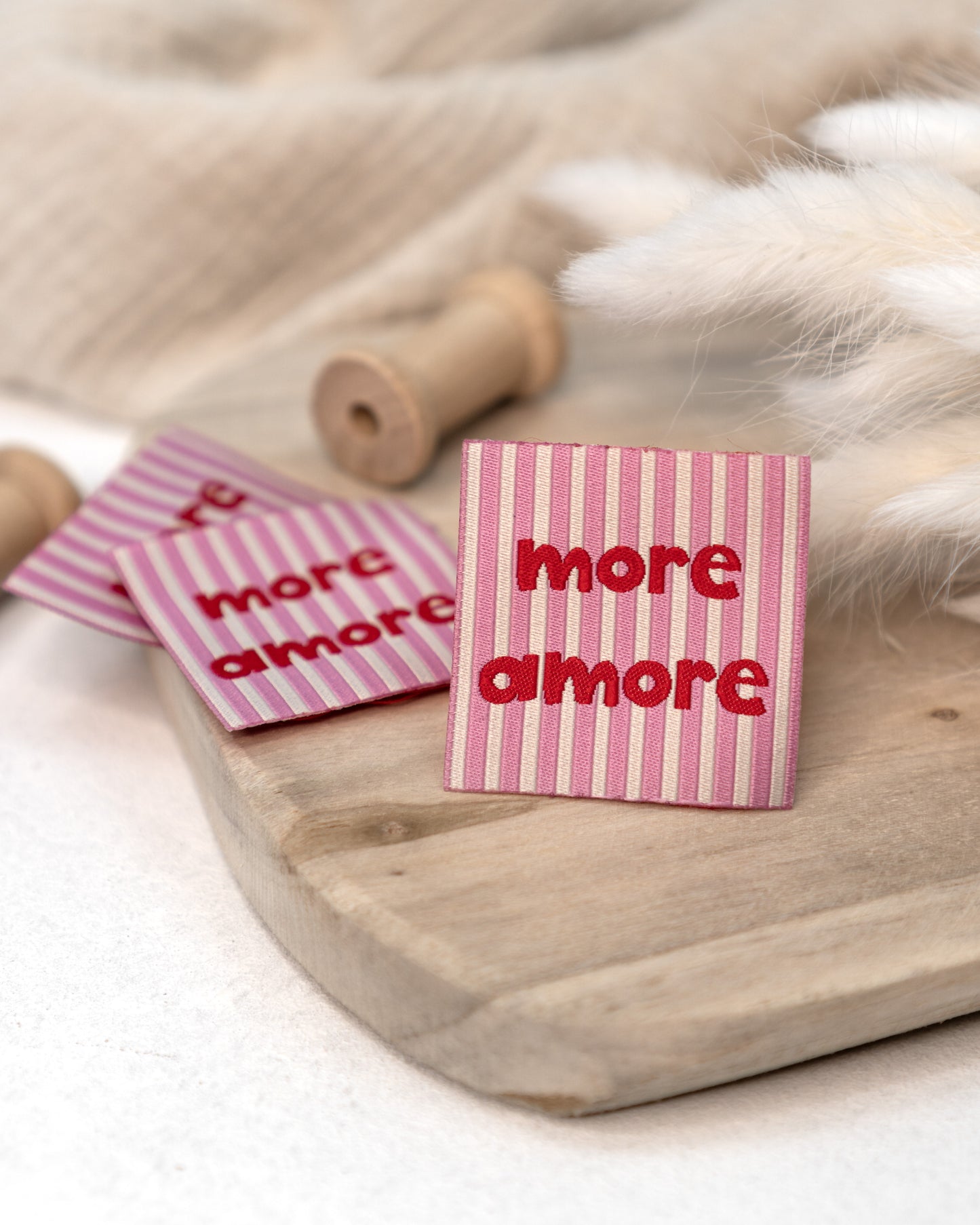 more amore - Web Label - 4x4cm