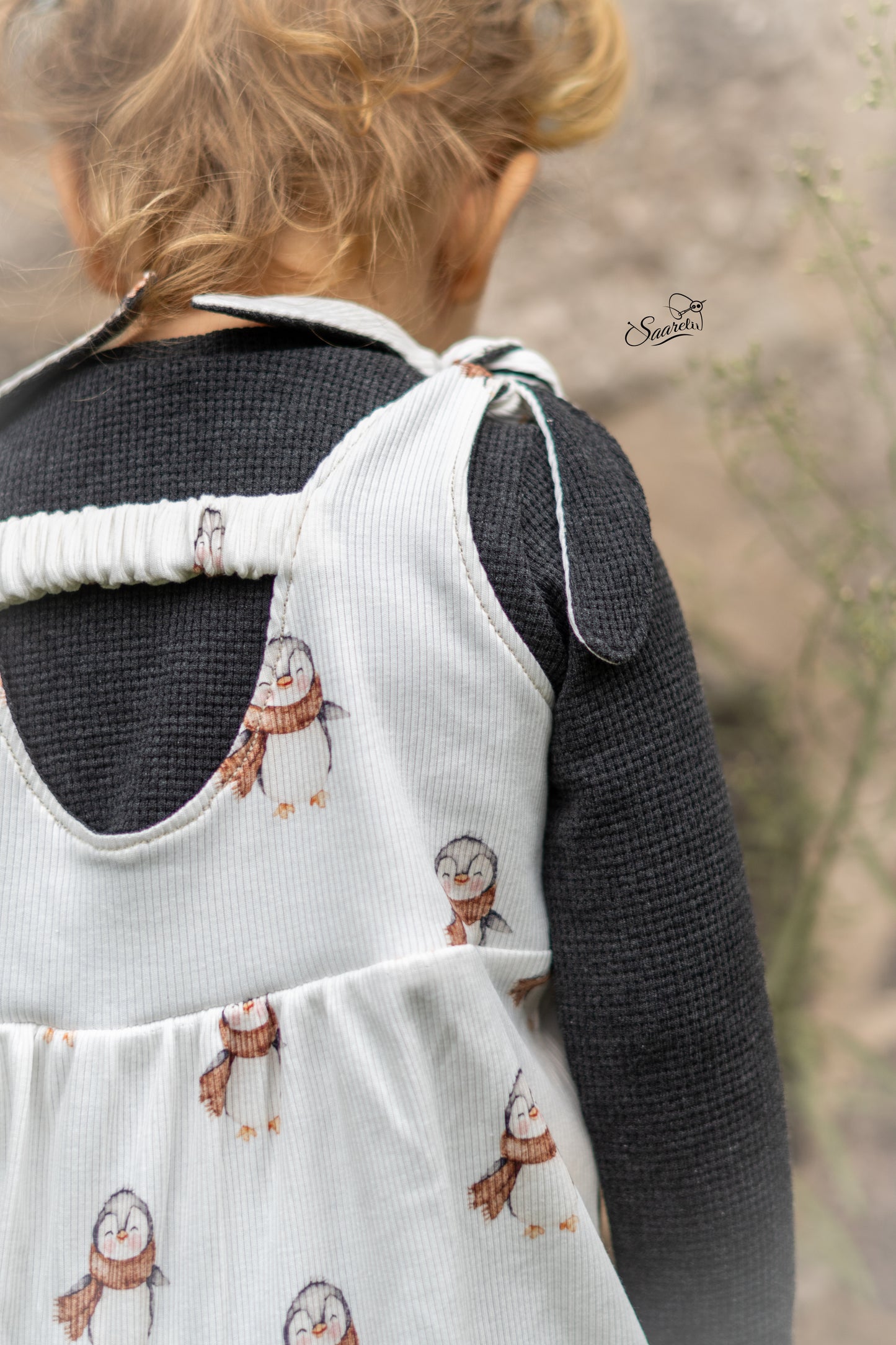 Rest 95 cm Kleiner Pinguin mit Schal- Rib Jersey