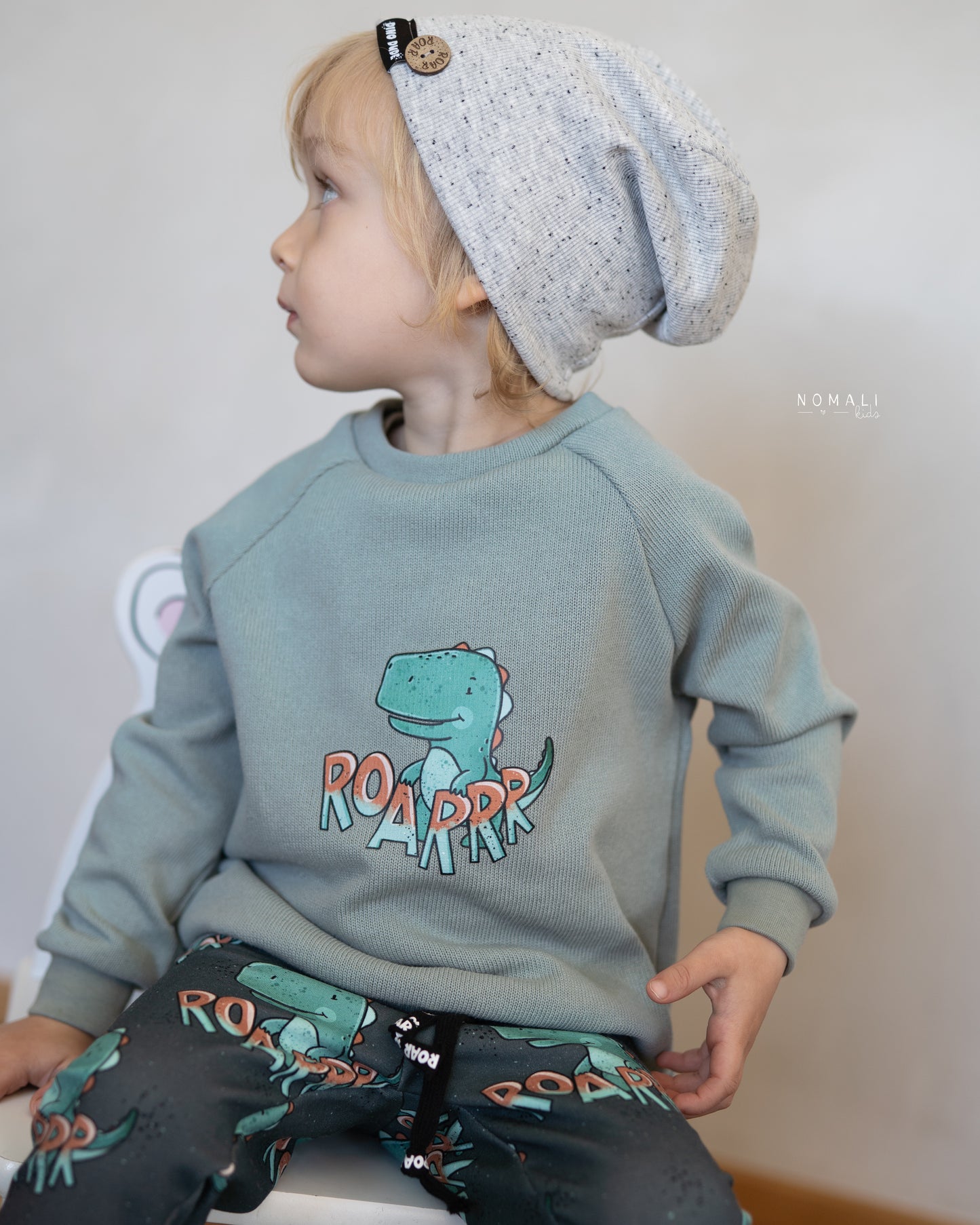ROARRR T-Rex dark- French Terry