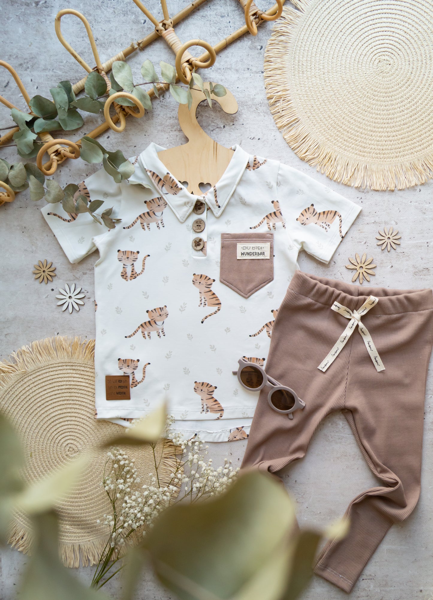 Tiger & Leaves - Jersey