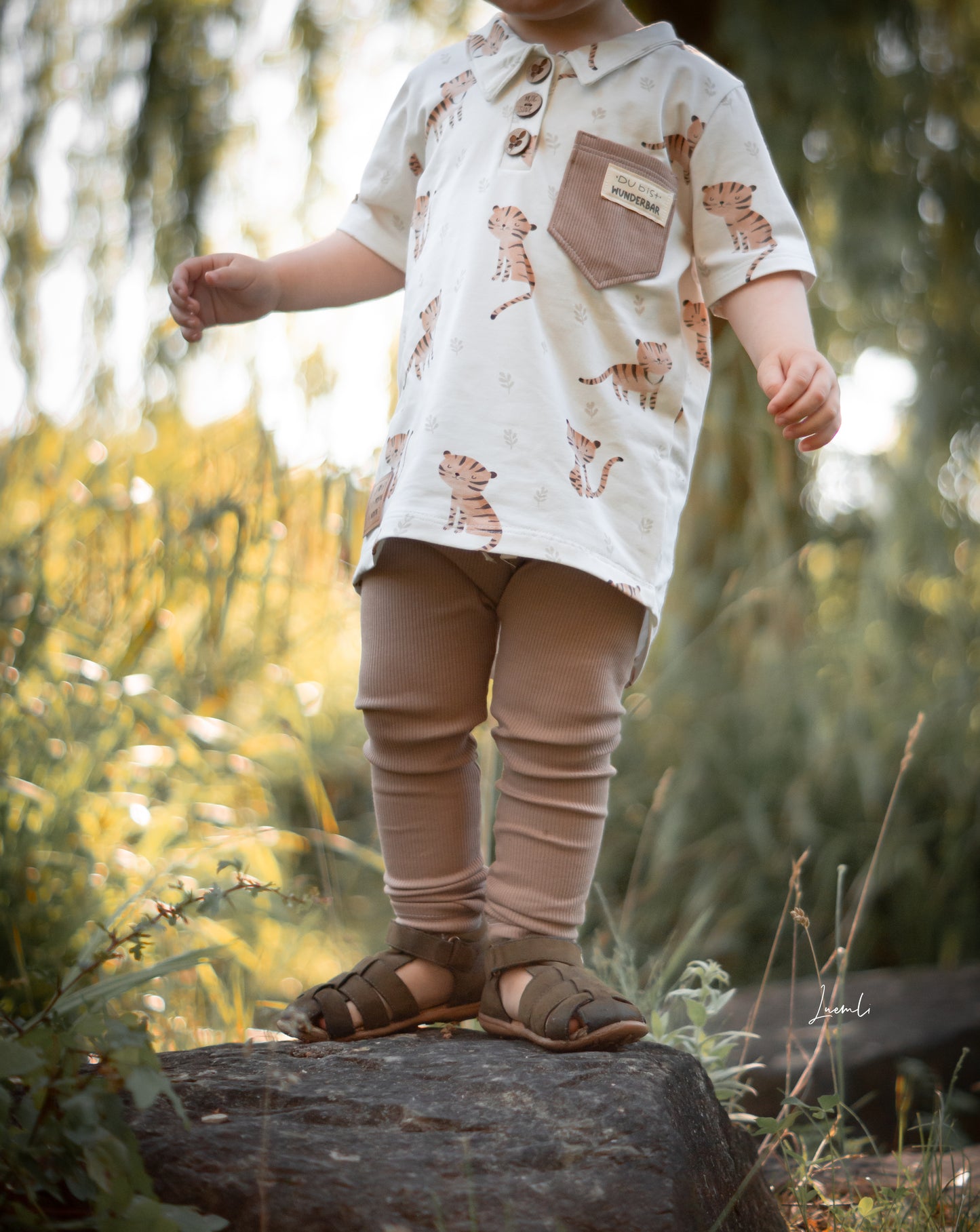 Tiger & Leaves - Jersey