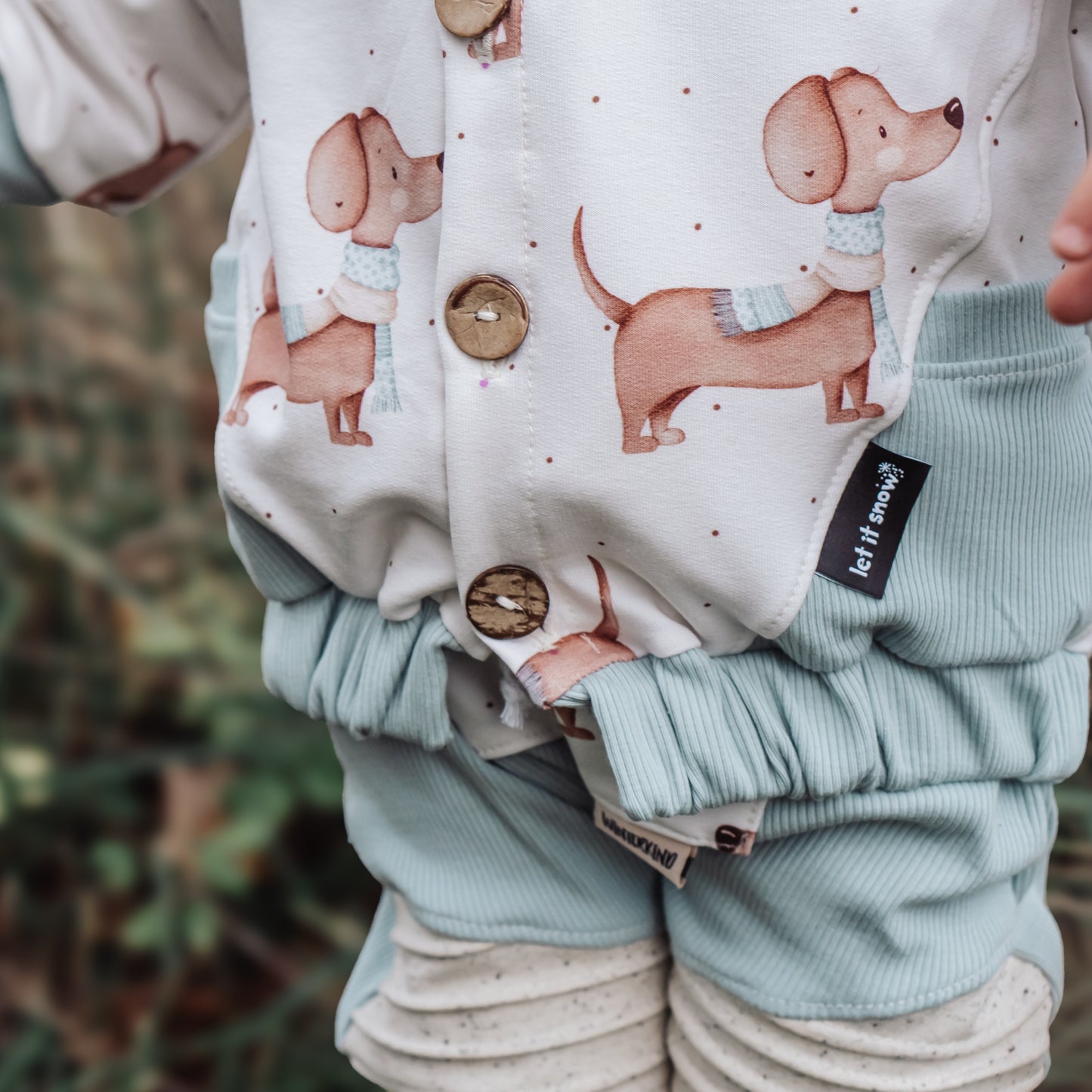 Dackel mit Schal & Dots - French Terry