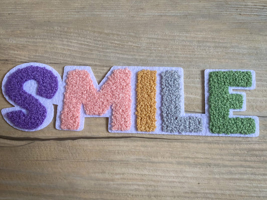 SMILE bunt - Chenille Patch