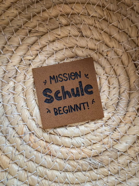 Mission Schule beginnt - Kunstleder Label