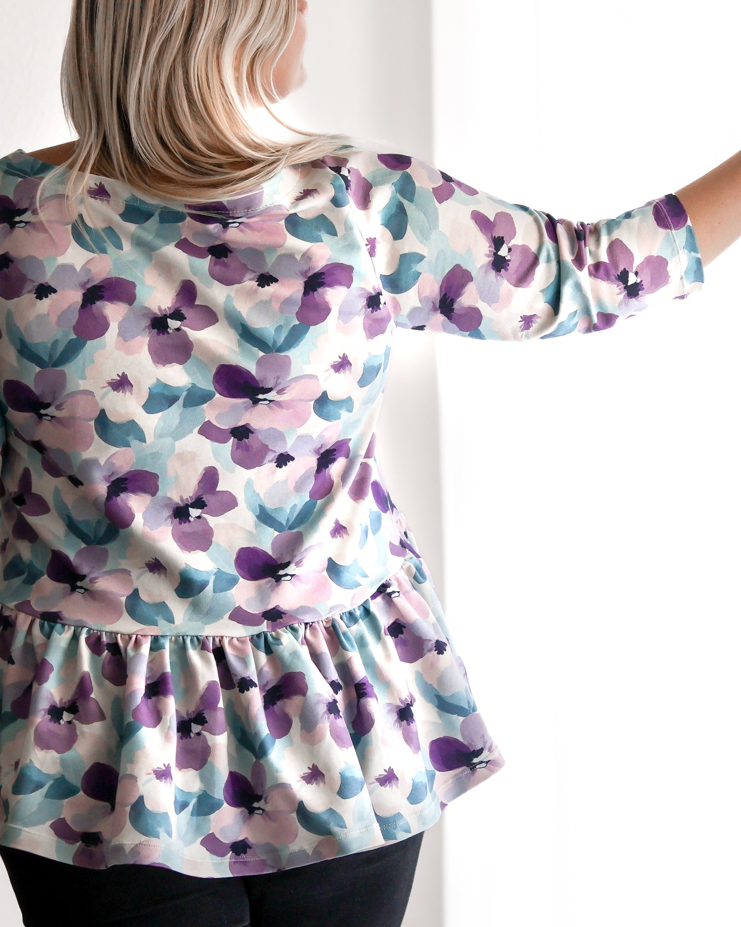 Big Flowers lavendel/teal - French Terry