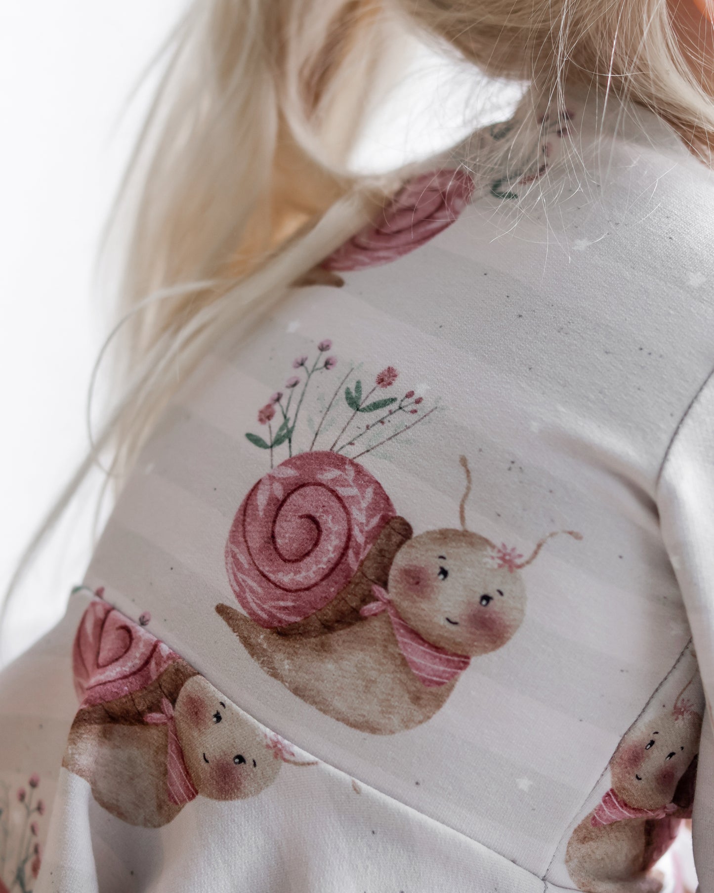 Schnecke mit Blümchen - French Terry