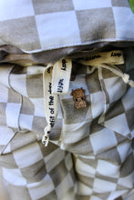 Lade das Bild in den Galerie-Viewer, Knopf Kuh Paula (Form)
