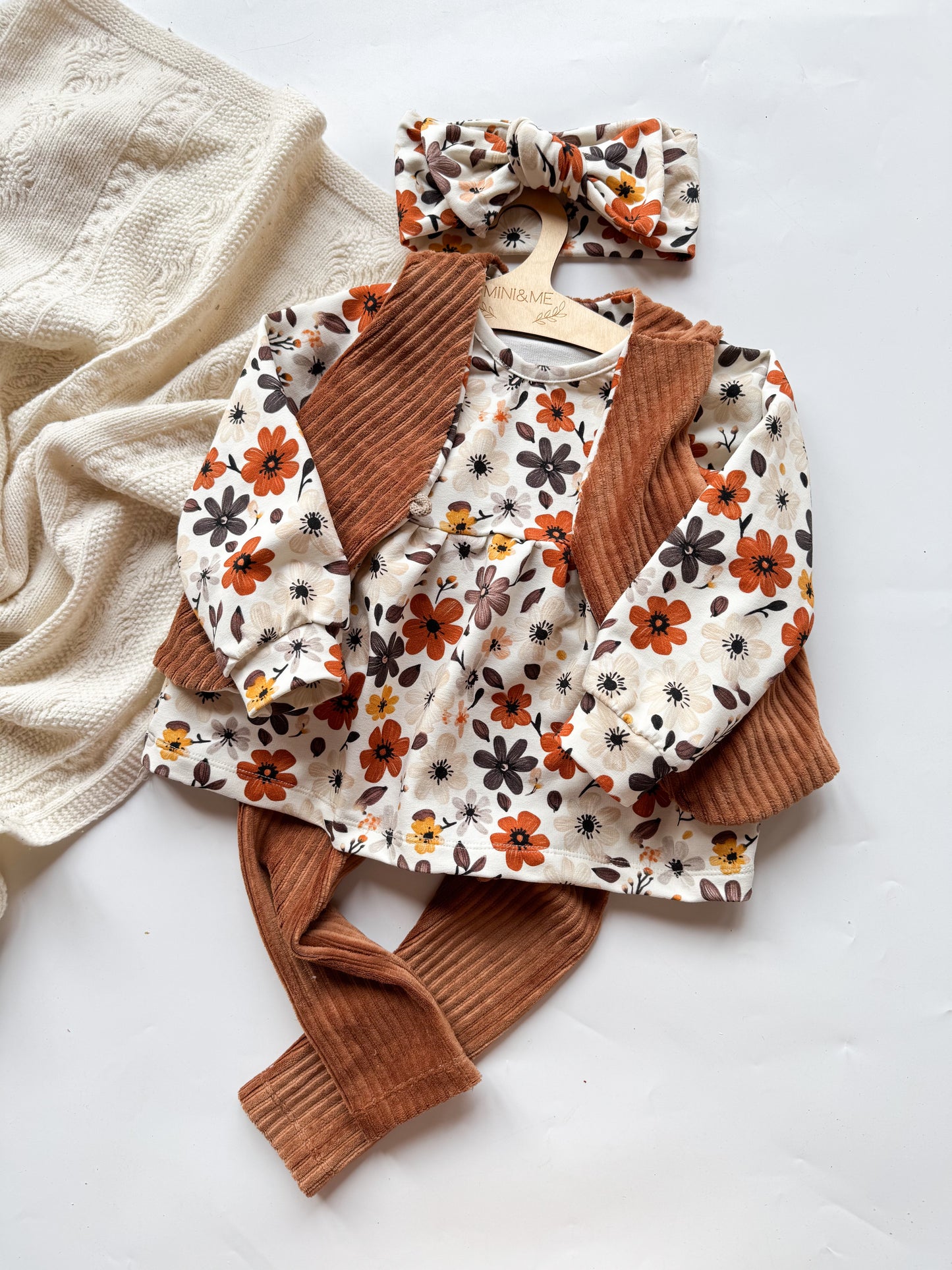 Boho Flowers rust - French Terry