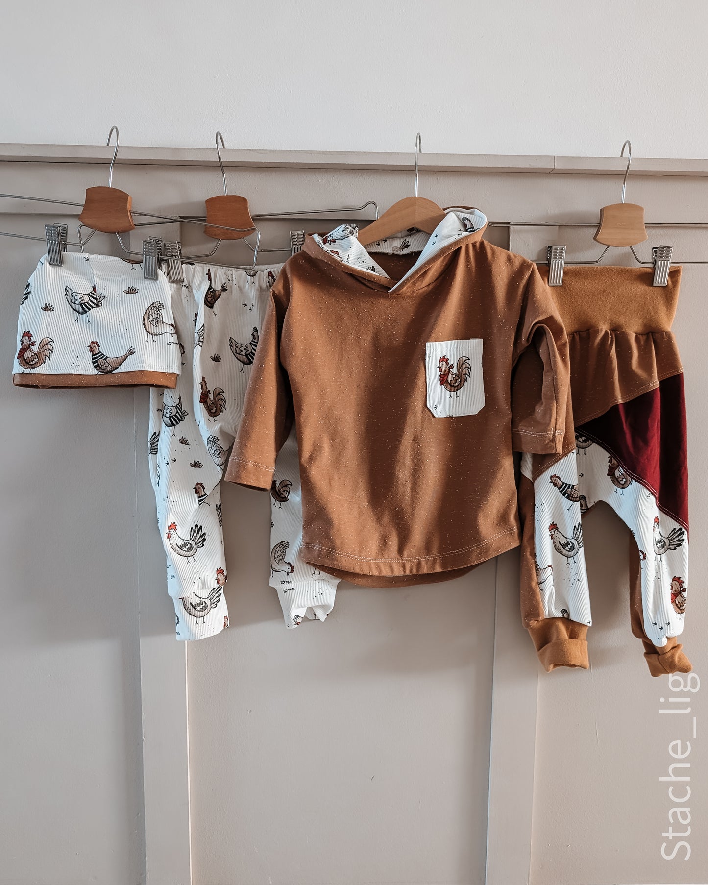 Hühner Treff offwhite - Rib Jersey