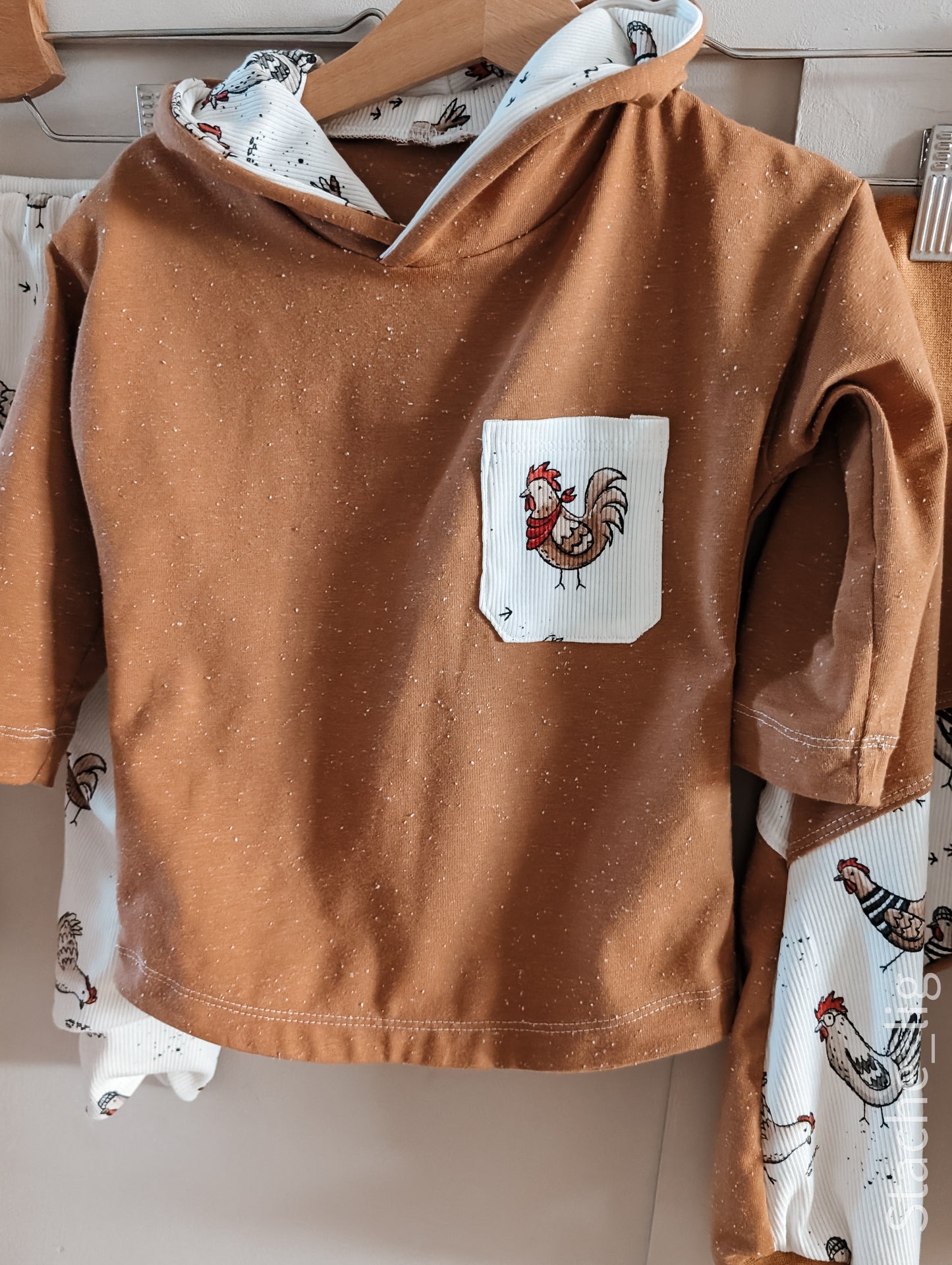 Hühner Treff offwhite - Rib Jersey