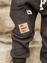 Load image into Gallery viewer, Pinguin &amp; Elch Konfetti - Rib Jersey
