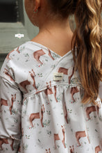 Lade das Bild in den Galerie-Viewer, Haflinger Weihnachten cream - Jersey
