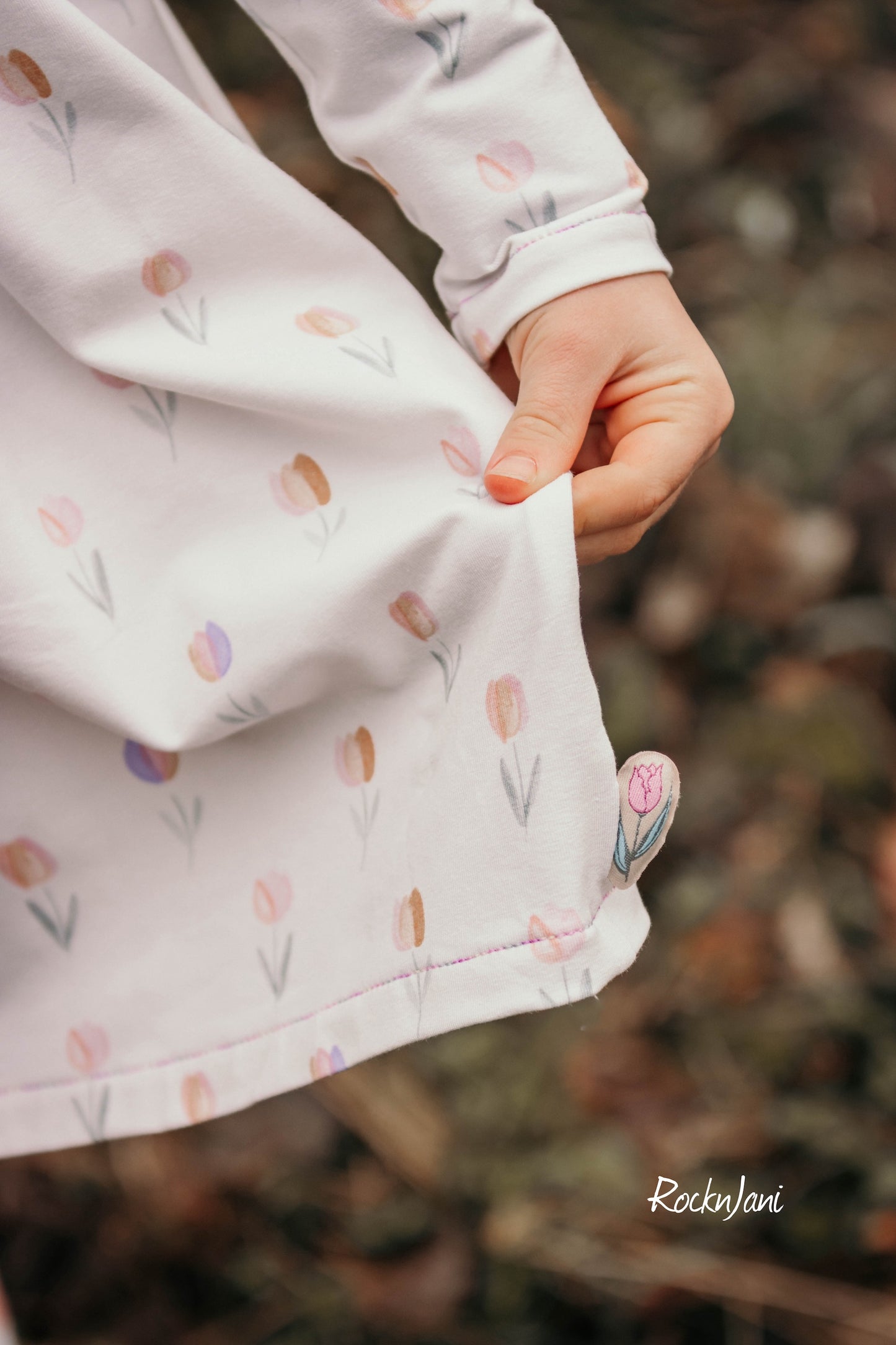 Tulpe - Puff Web Label