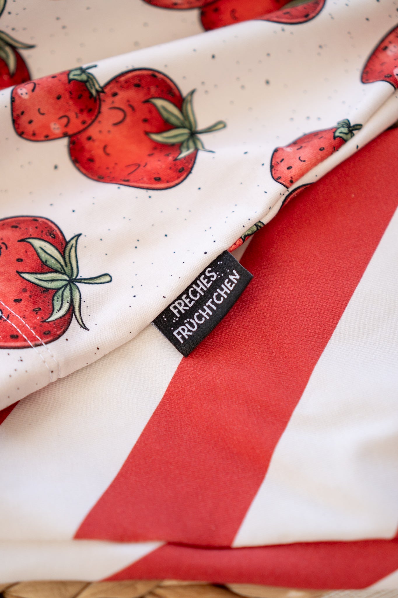 Smiling Strawberries - Jersey